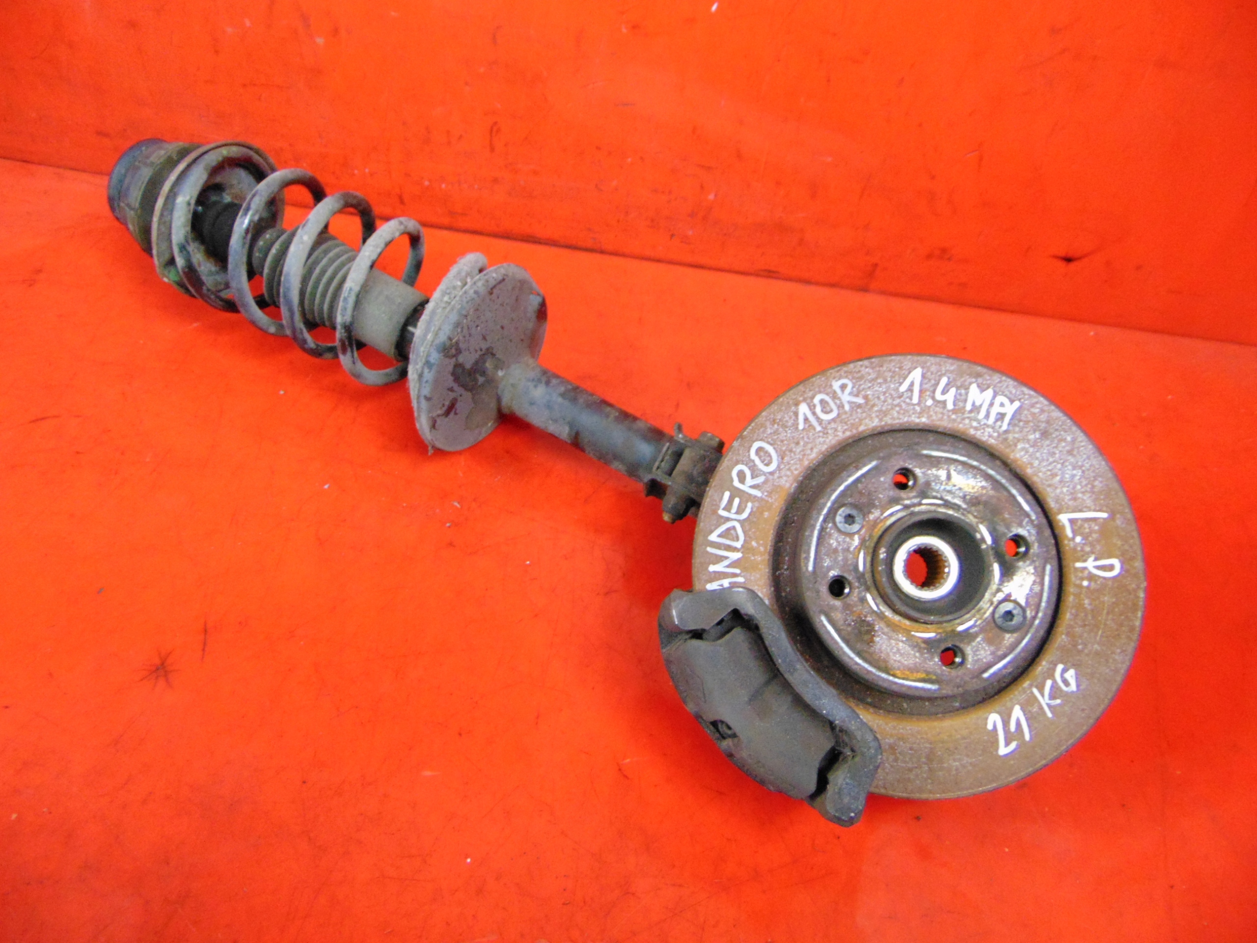DACIA SANDERO and 1.4 MPI swing shock absorber left