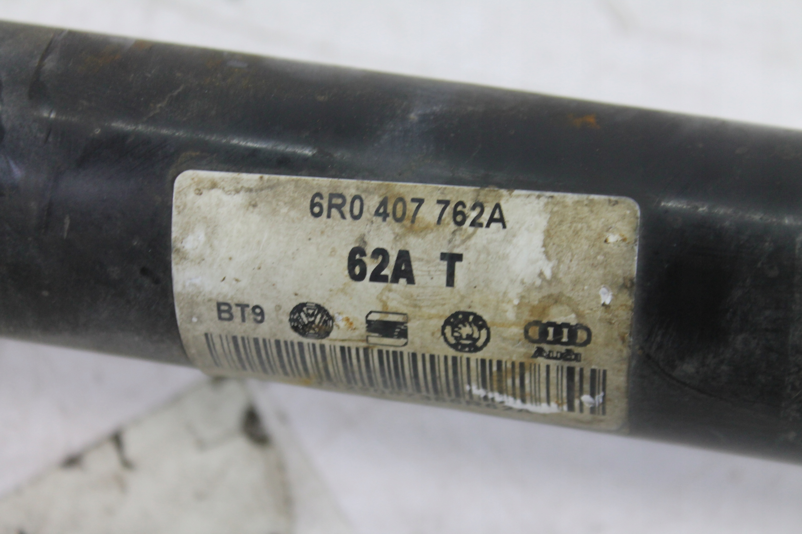semi-axis right front 6R0407762A IBIZA 6J 1.2 TDI 08