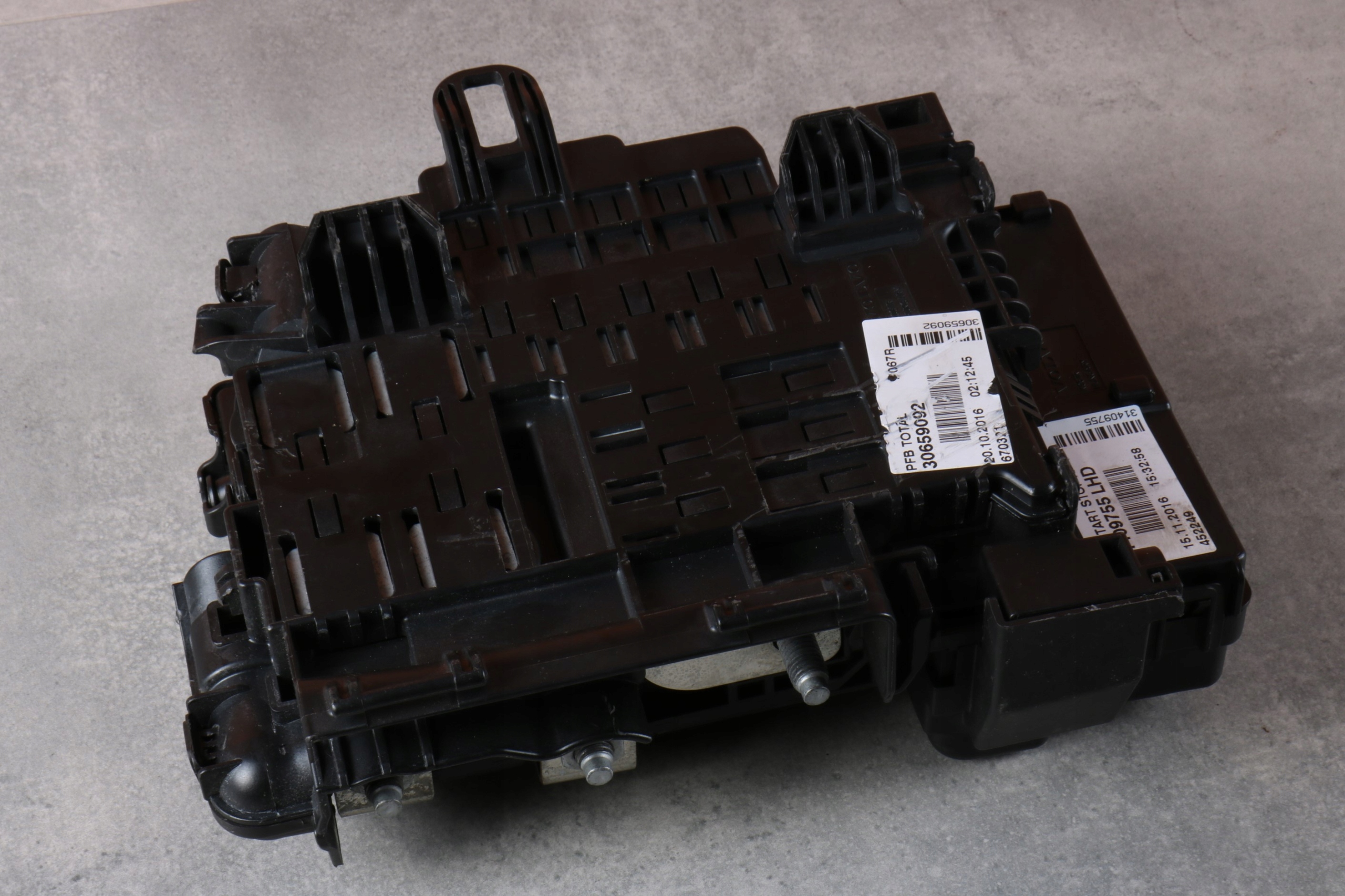 VOLVO XC60 e D4 2.0d D4204T14 CENTRALINA FUSIBILI modulo PFB 30659092