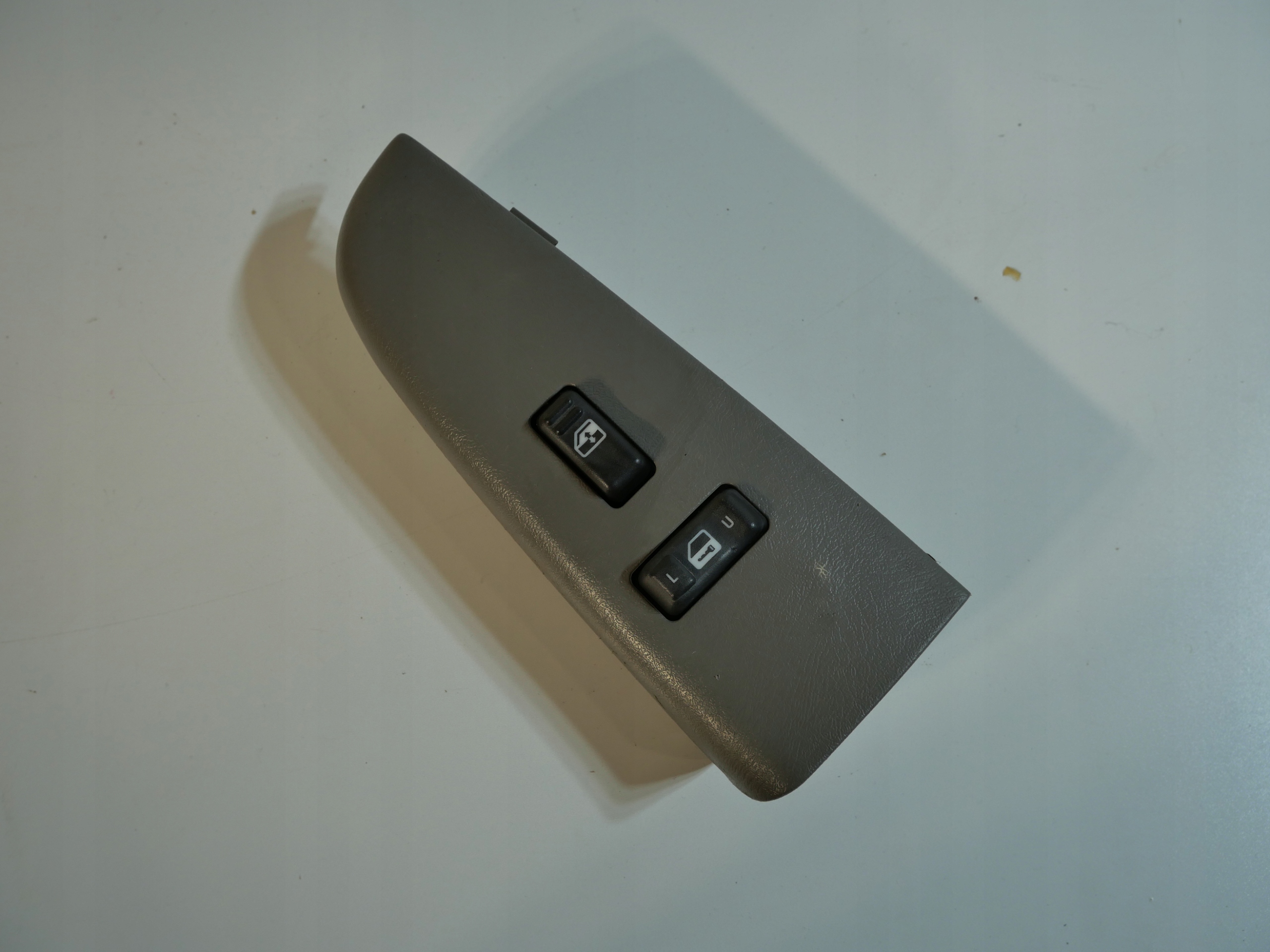 handle door Chevrolet Silverado R309464