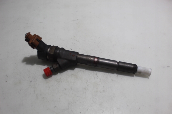 WTRYSKI WTRYSKIWACZE TOYOTA AURIS I 1.4D4D