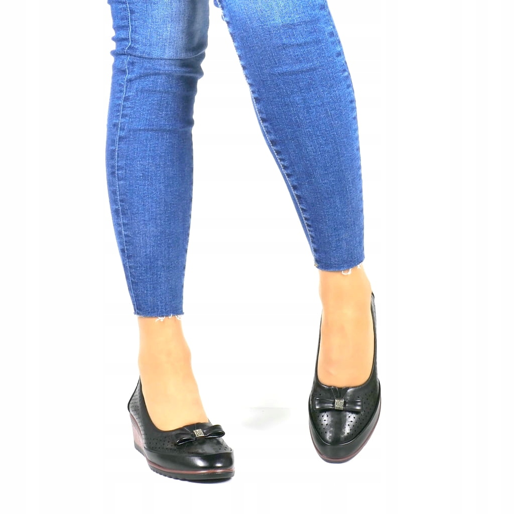 Černé Lícové Dámské Polobotky Na Koturnu, Mokasíny, Nazouvací, Prolamované