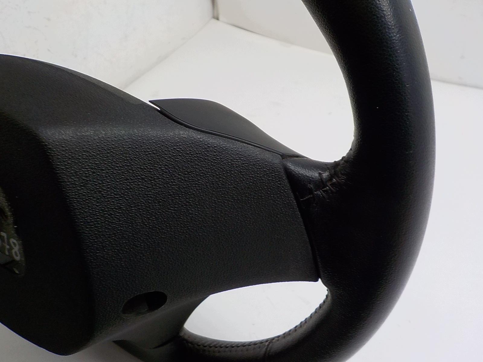 HYUNDAI I30 LIFT FL steering wheel, leather MULTI