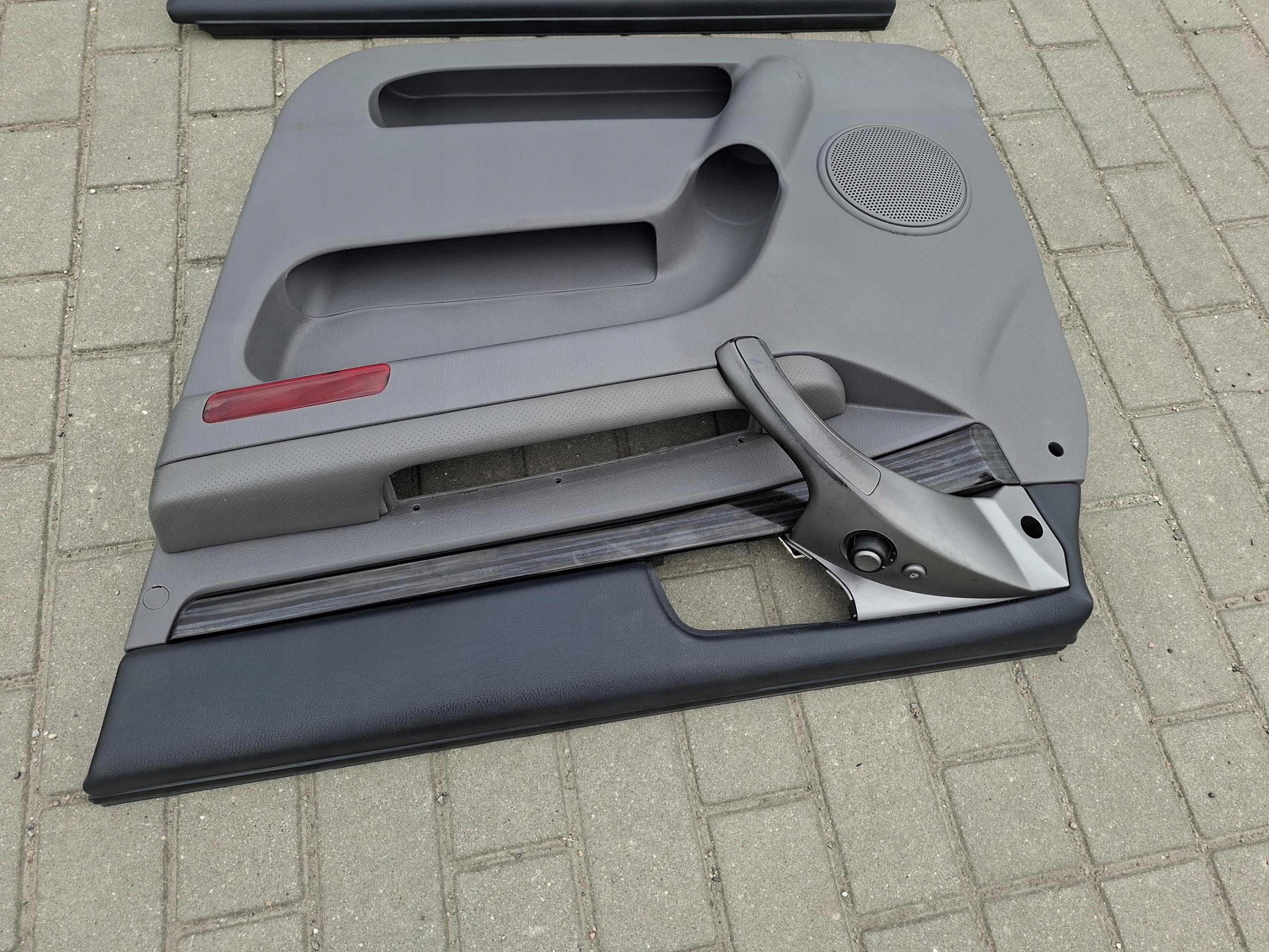 side door front front left upholstery SSANGYONG RODIUS II