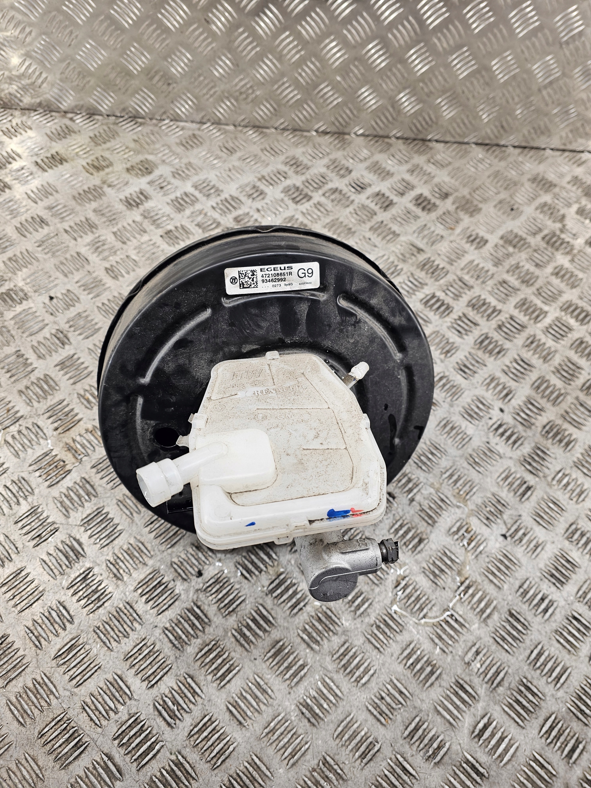 Servo bremsen RENAULT TRAFIC III 472108651R