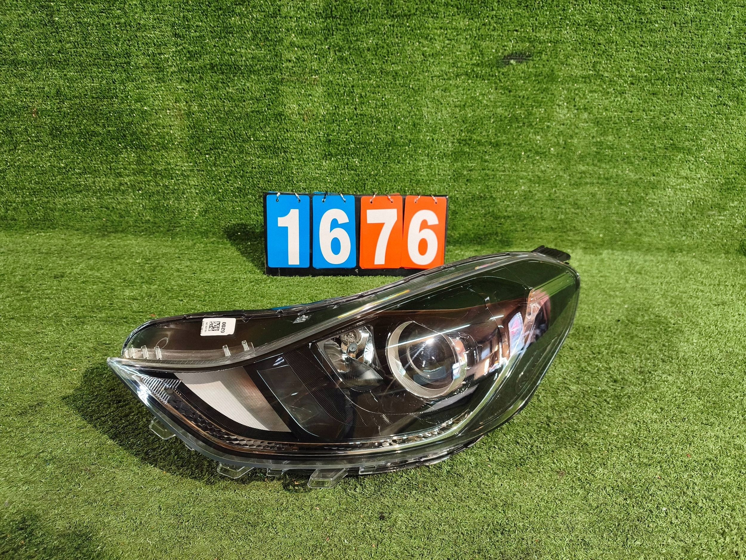REFLEKTOR left front HYUNDAI I10 III 19- lens NR.1676