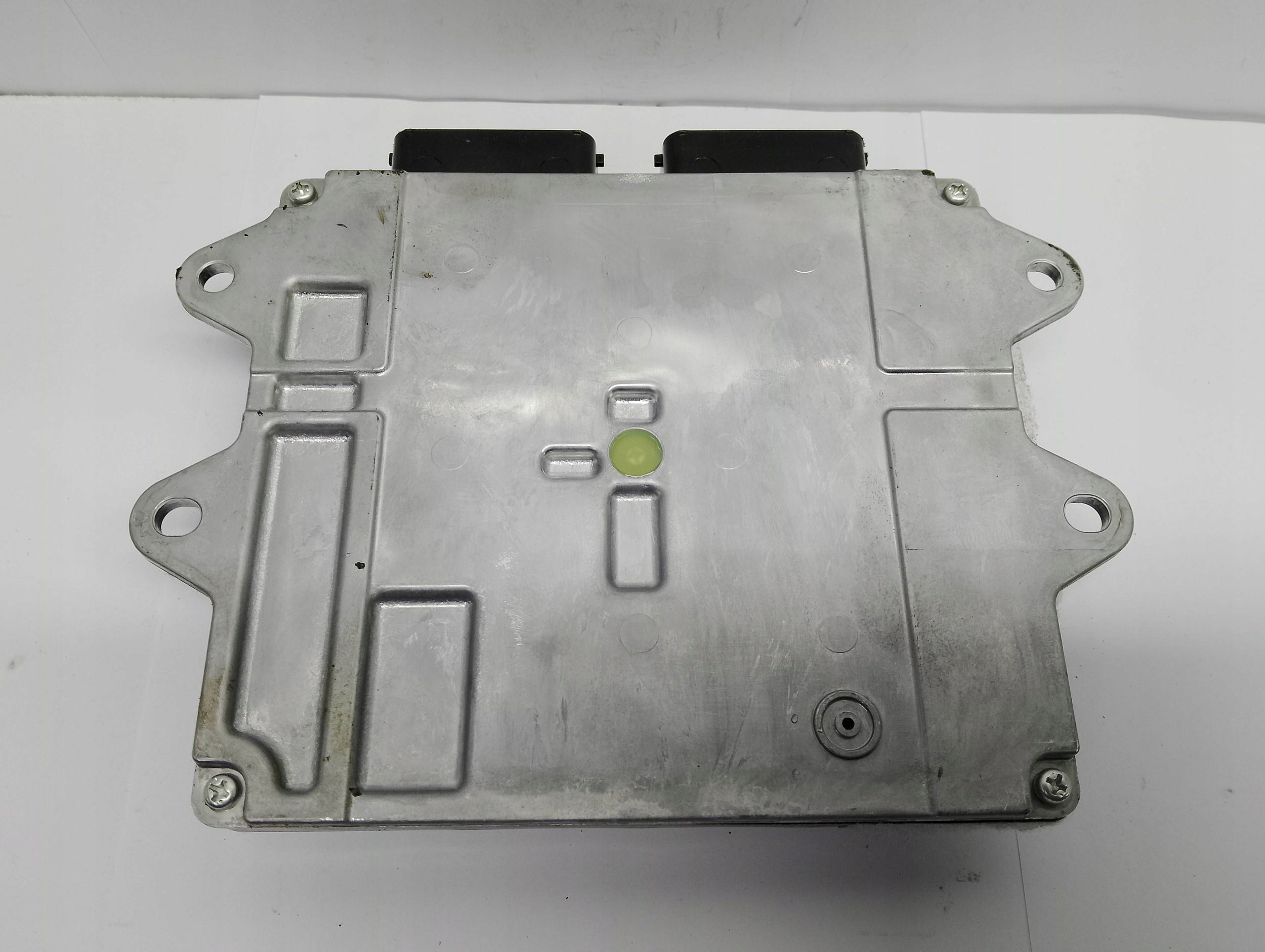computer control unit of the engine Mazda 3 2,0 petrol LFBL18881L E6T60571H6