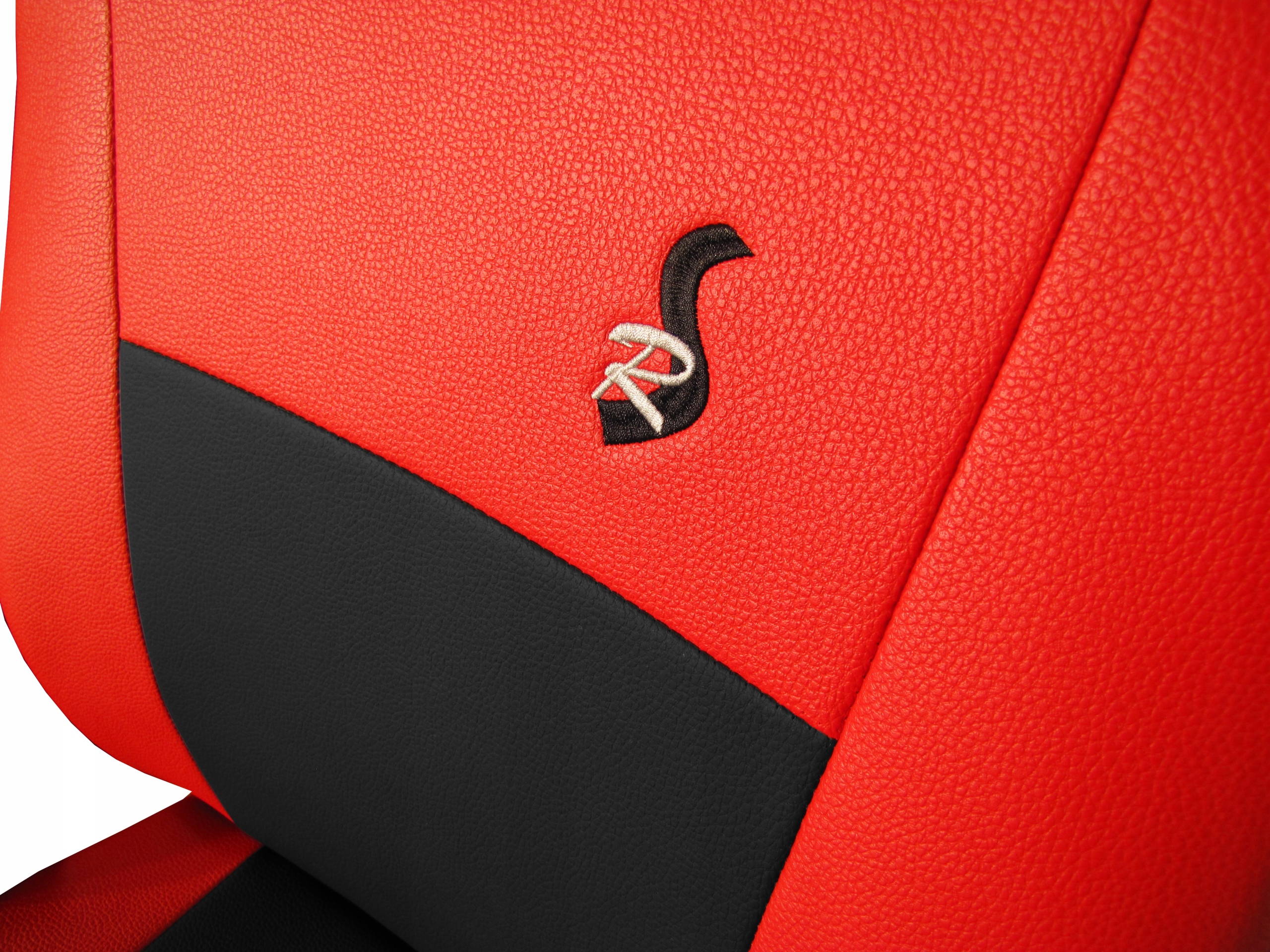 SKÓRZANE POKROWCE MIAROWE DO KIA CEED 2 3d Przeznaczenie komplet siedzeń