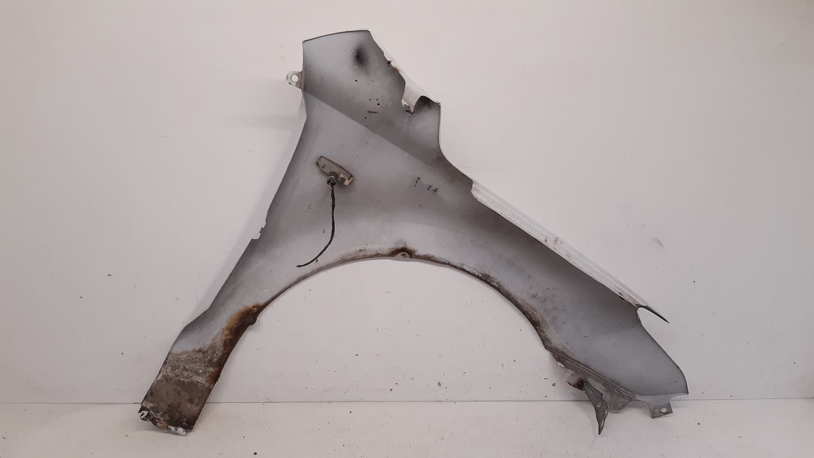 fender left front front Hyundai i30 and