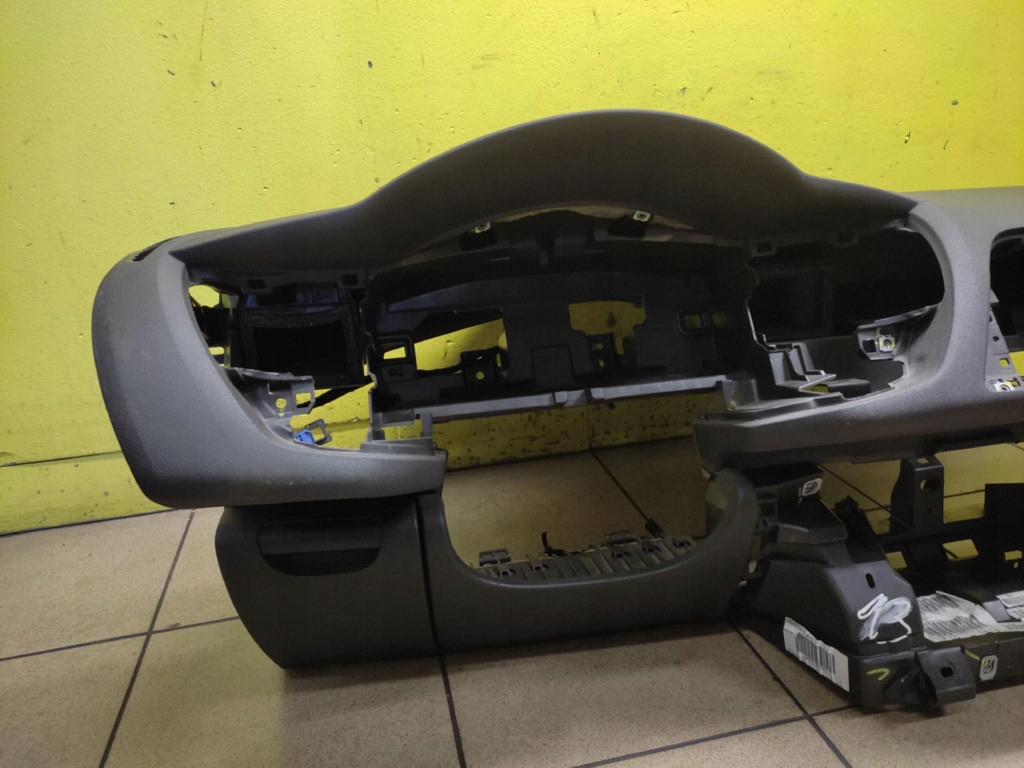 CITROEN C5 III cockpit dashboard instrument panel