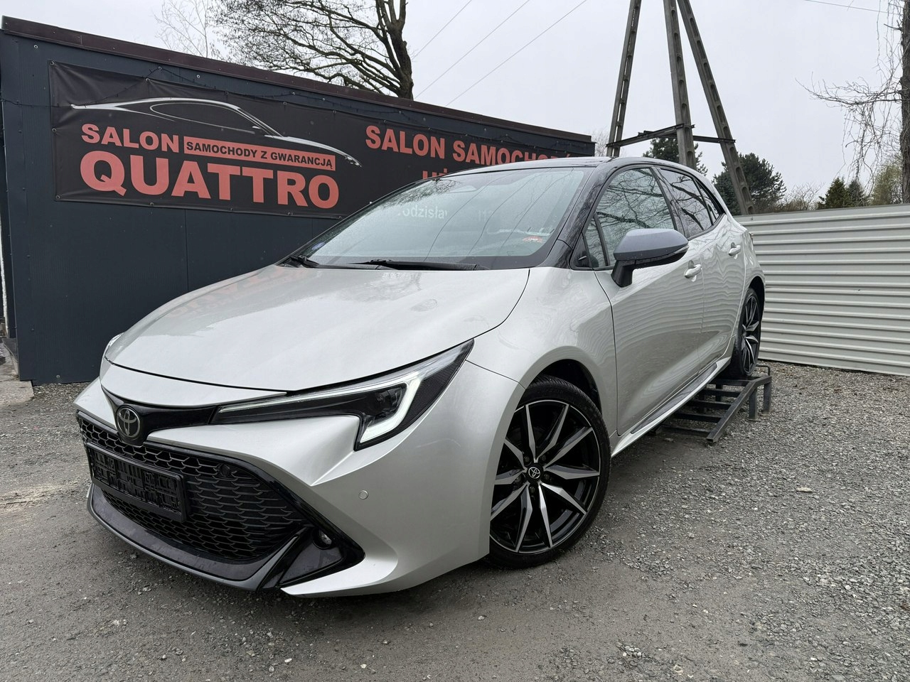 Toyota Corolla LIFT. WERSJA GR. FULL LED. PANORAMA