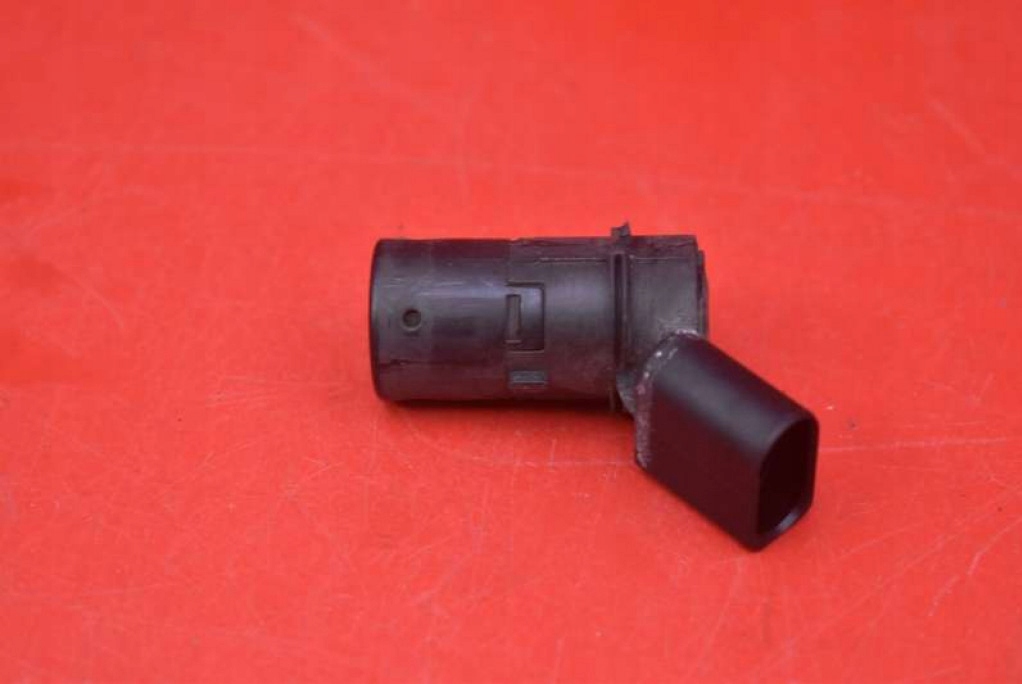Sensor Parken vorne PDC 4B0919275F AUDI A6 C5 01-04