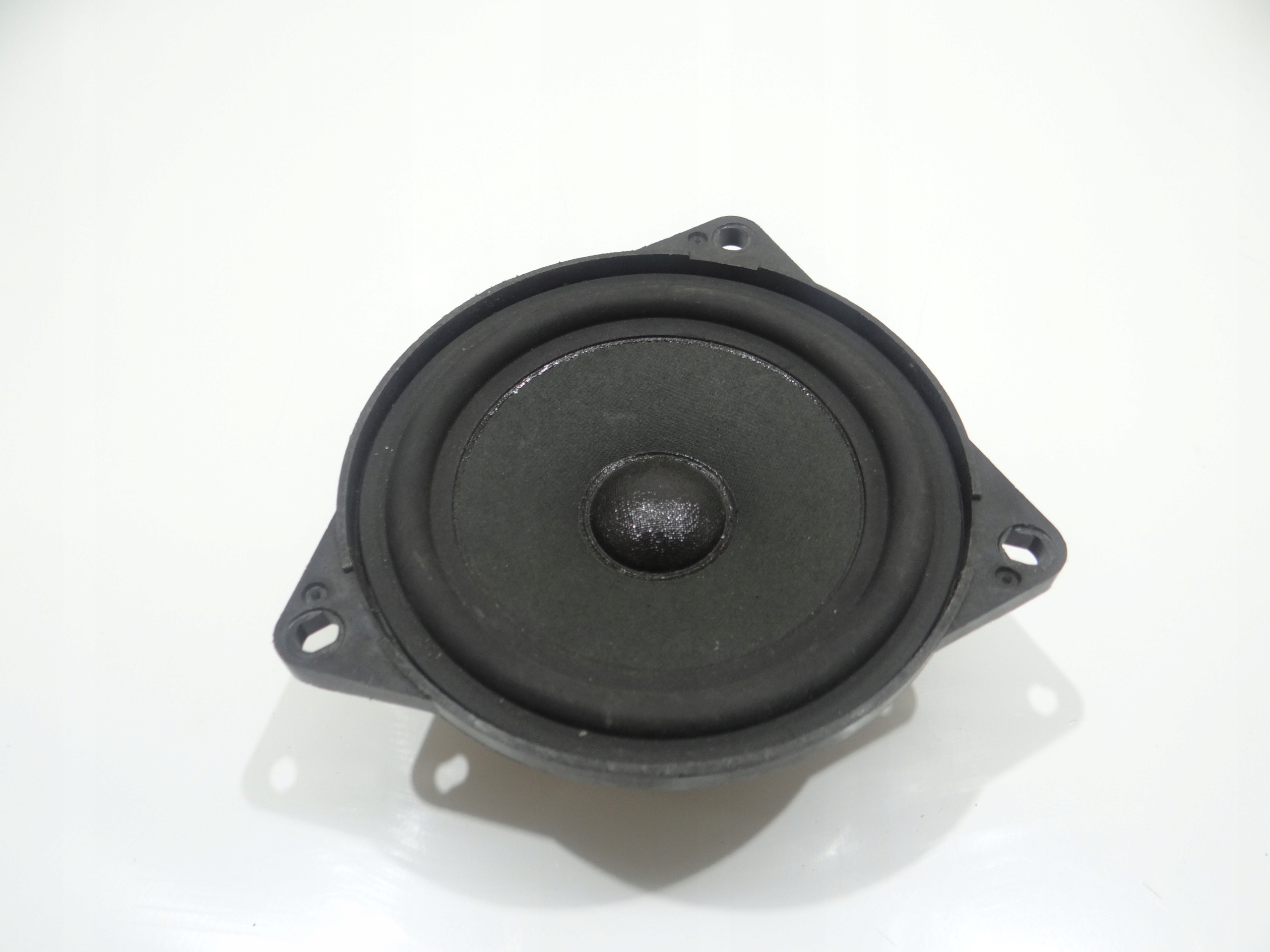 speaker SREDNIOTONOWY BMW F10 OE 9289637