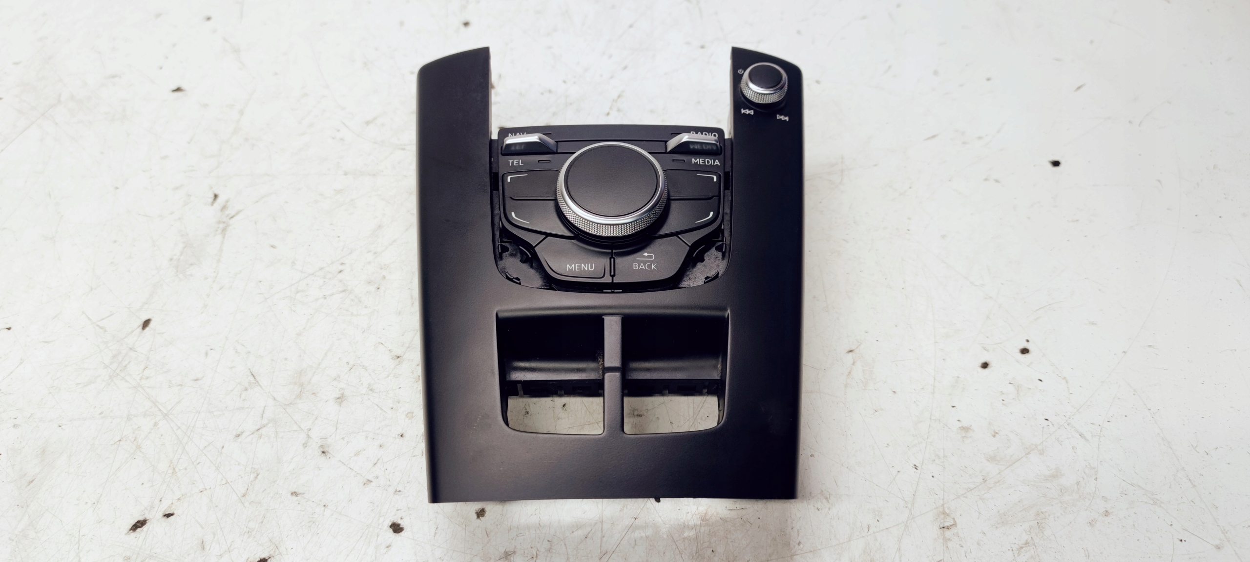 control panel MMI AUDI A3 8V 8V0919614B
