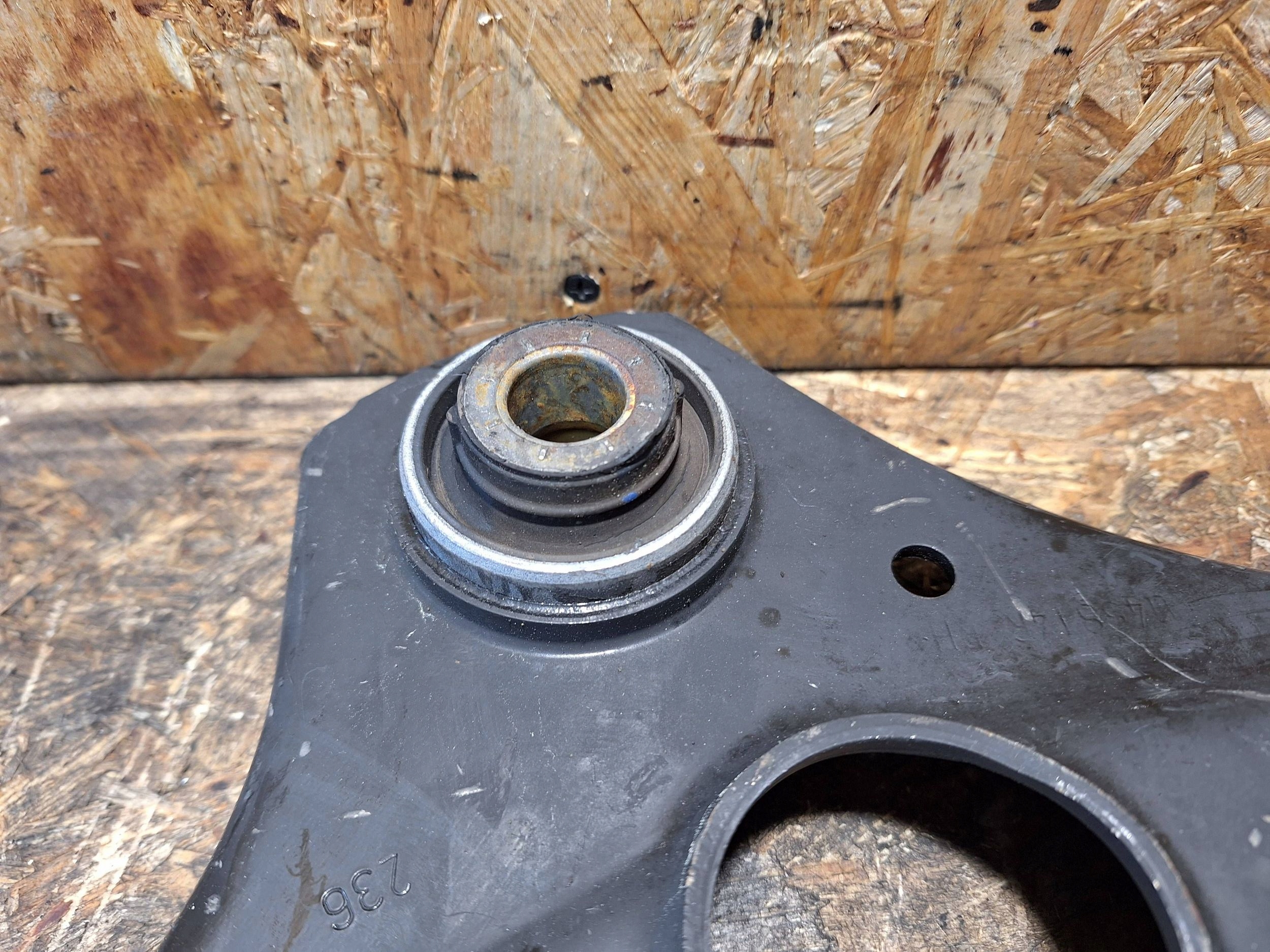 arm right front NISSAN JUKE II F16 19