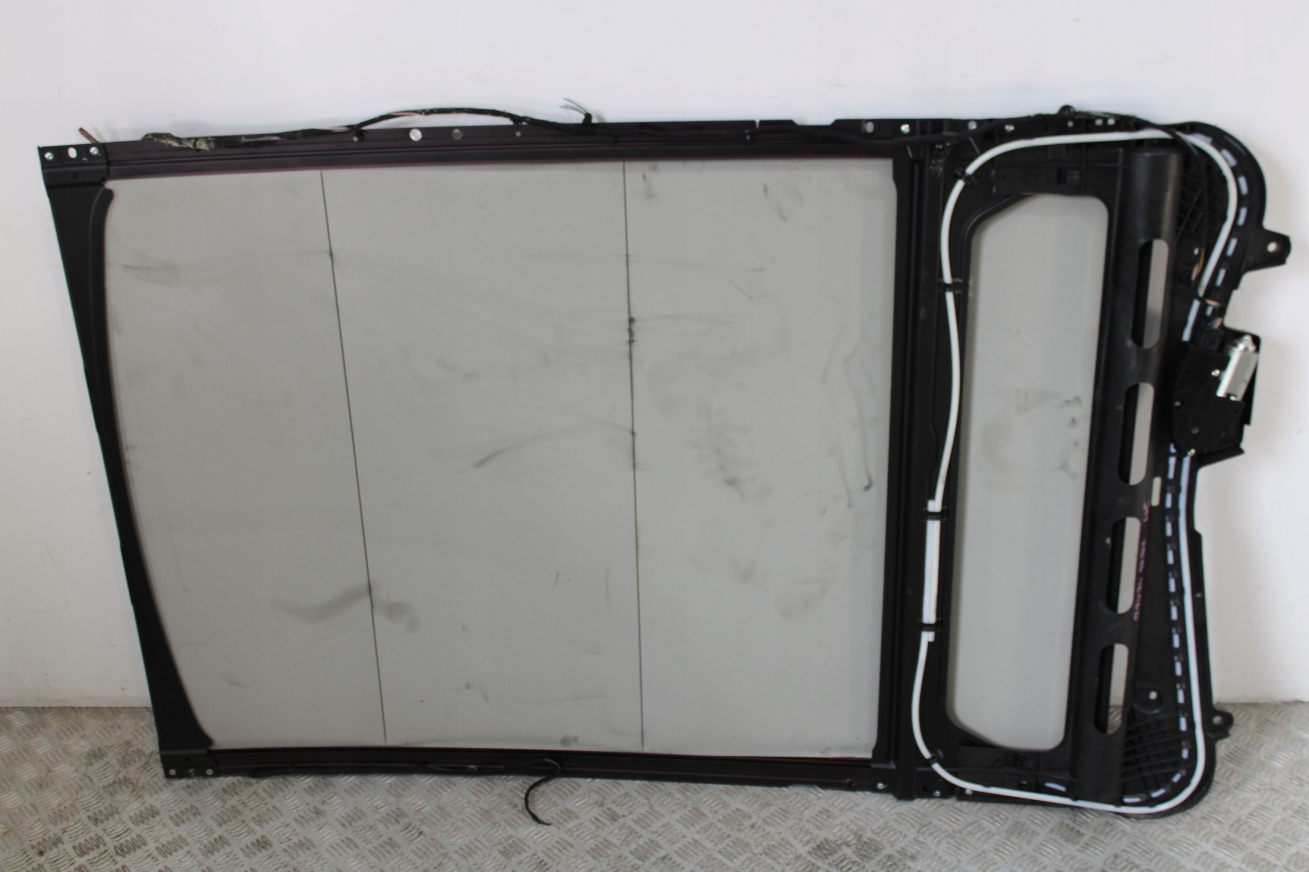 ROLETA PANORAMA DACH QASHQAI J11 LIFT 91686-4EA6B