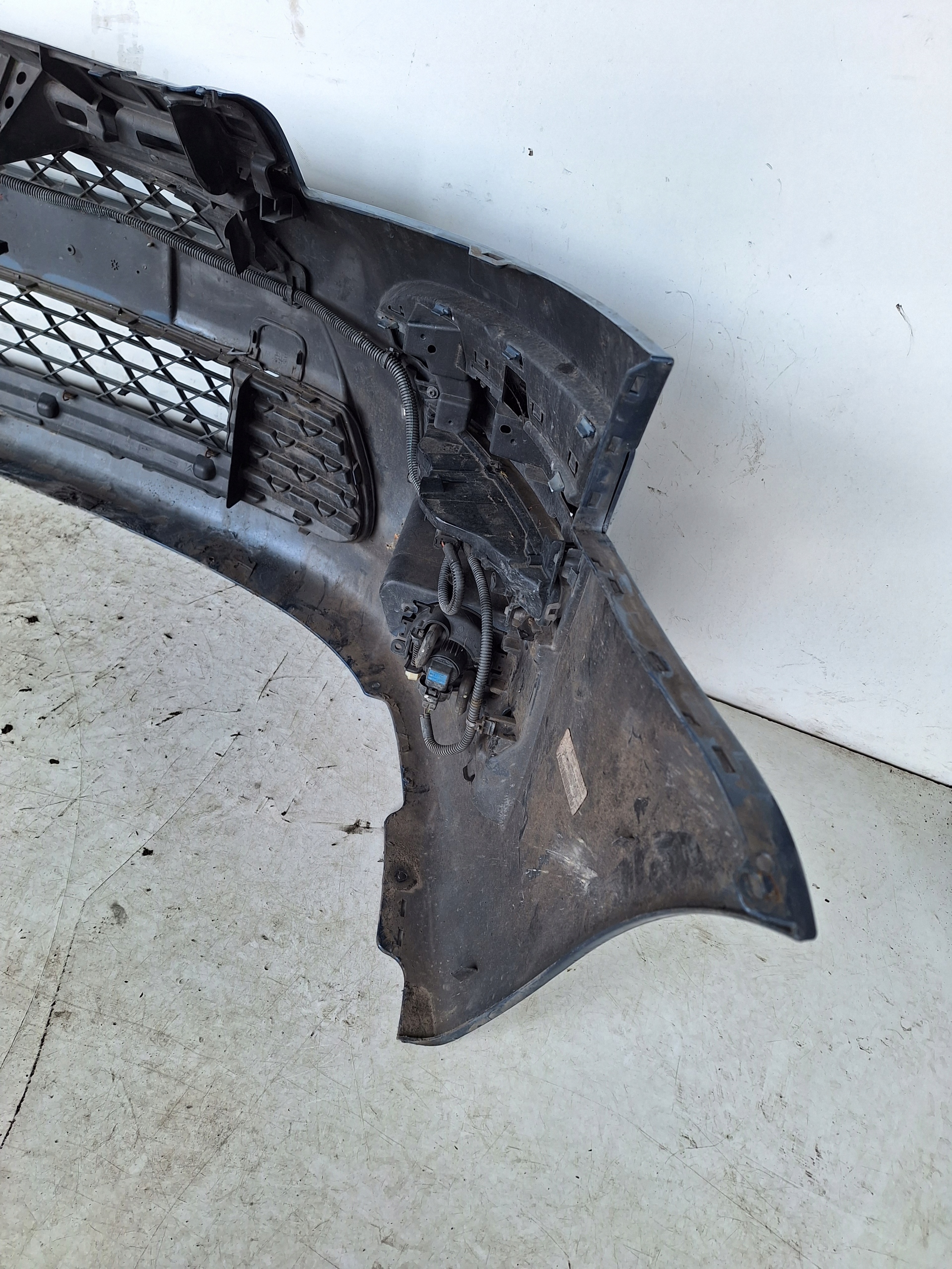 CITROEN C4 GRAND PICASSO LIFT 09-13 bumper + LED