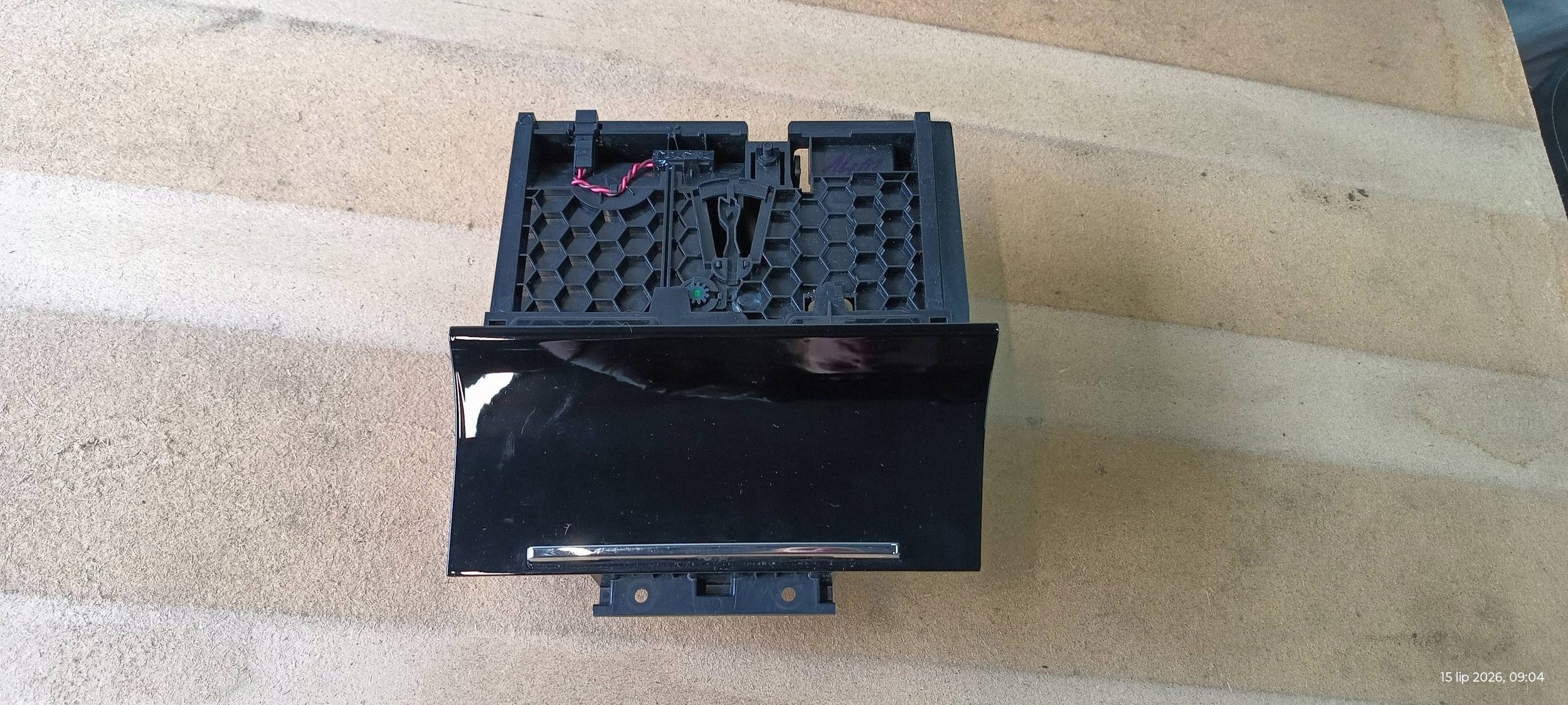 ashtray passenger compartment 3V1863077 SKODA SUPERB III 2015-2024R