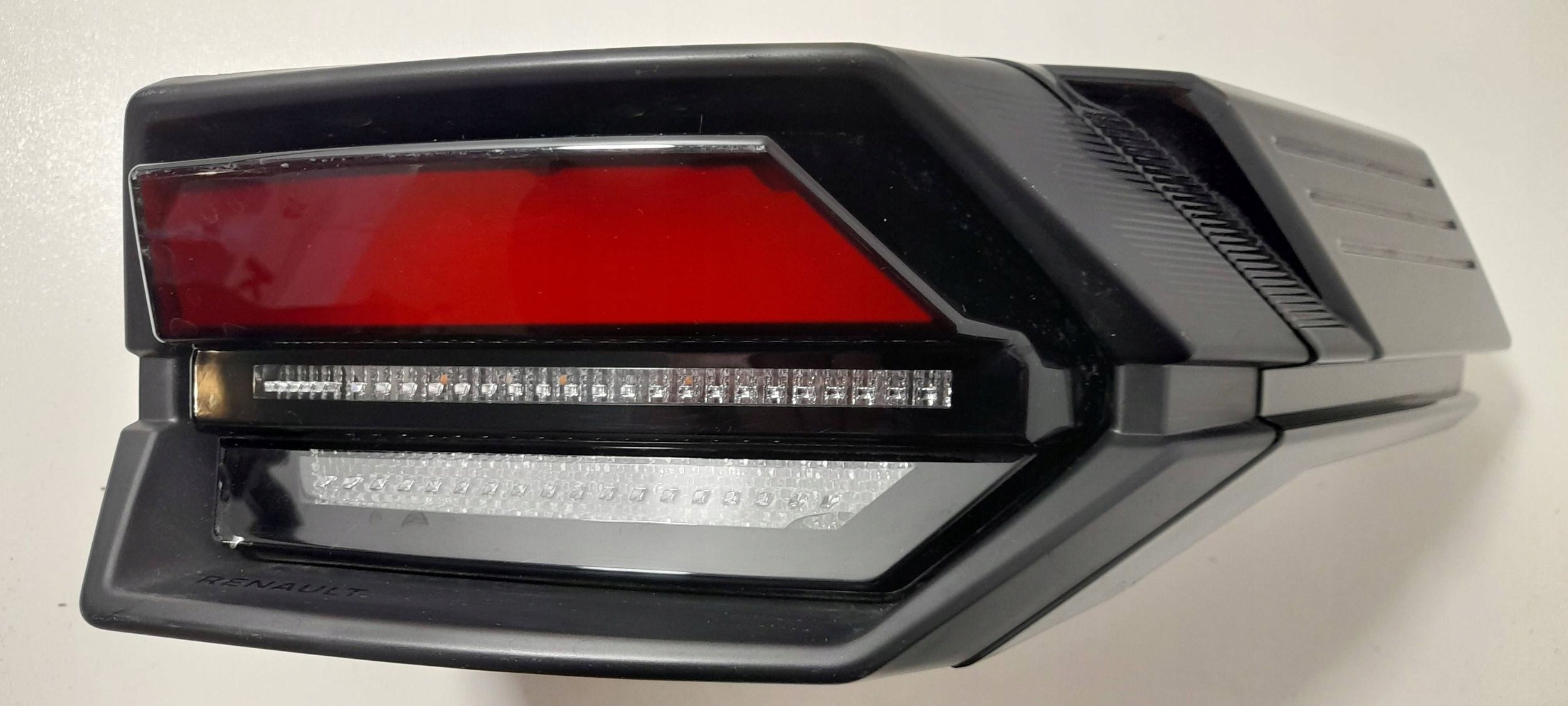 Renault Clio VI light rear right 265505808R (R425)