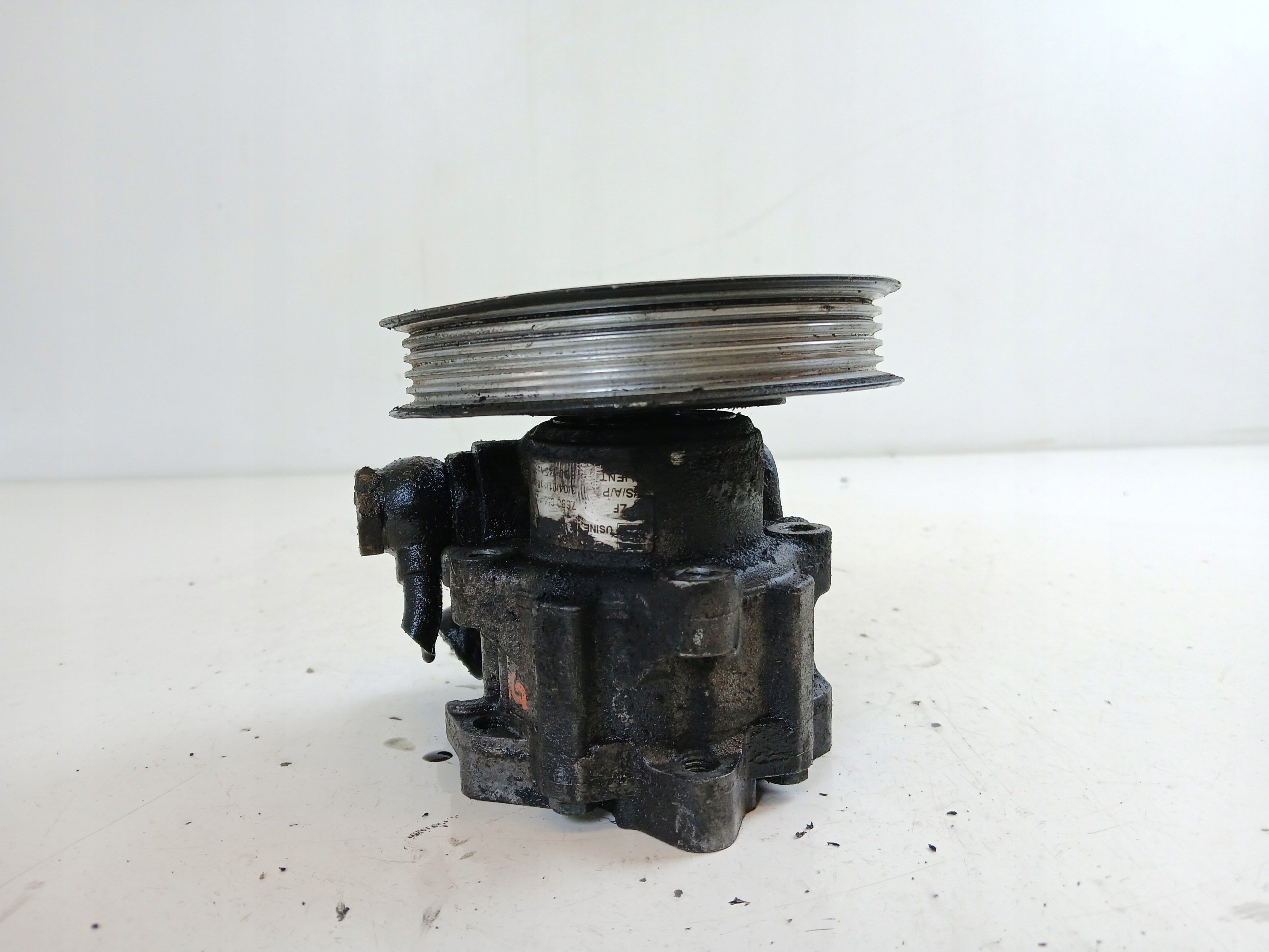 VW PASSAT B5 AUDI A4 B5 servo pump 8D0145156T 110 BAR