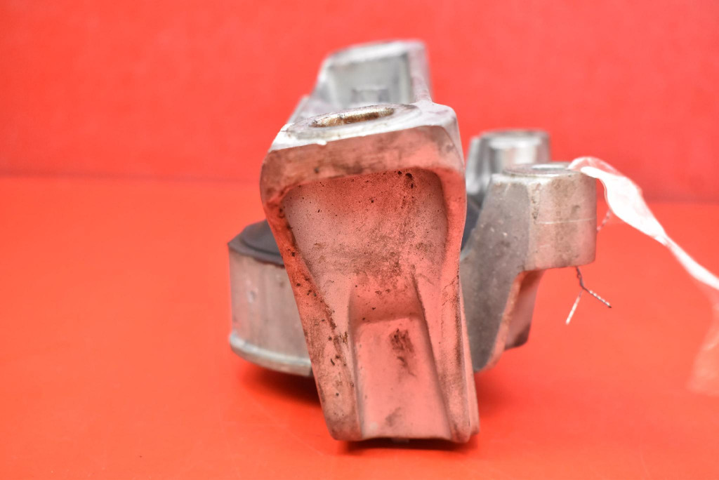 holder engine mount right FORD FOCUS MK2 1.8 TDCI 116 KM LIFT 08-11