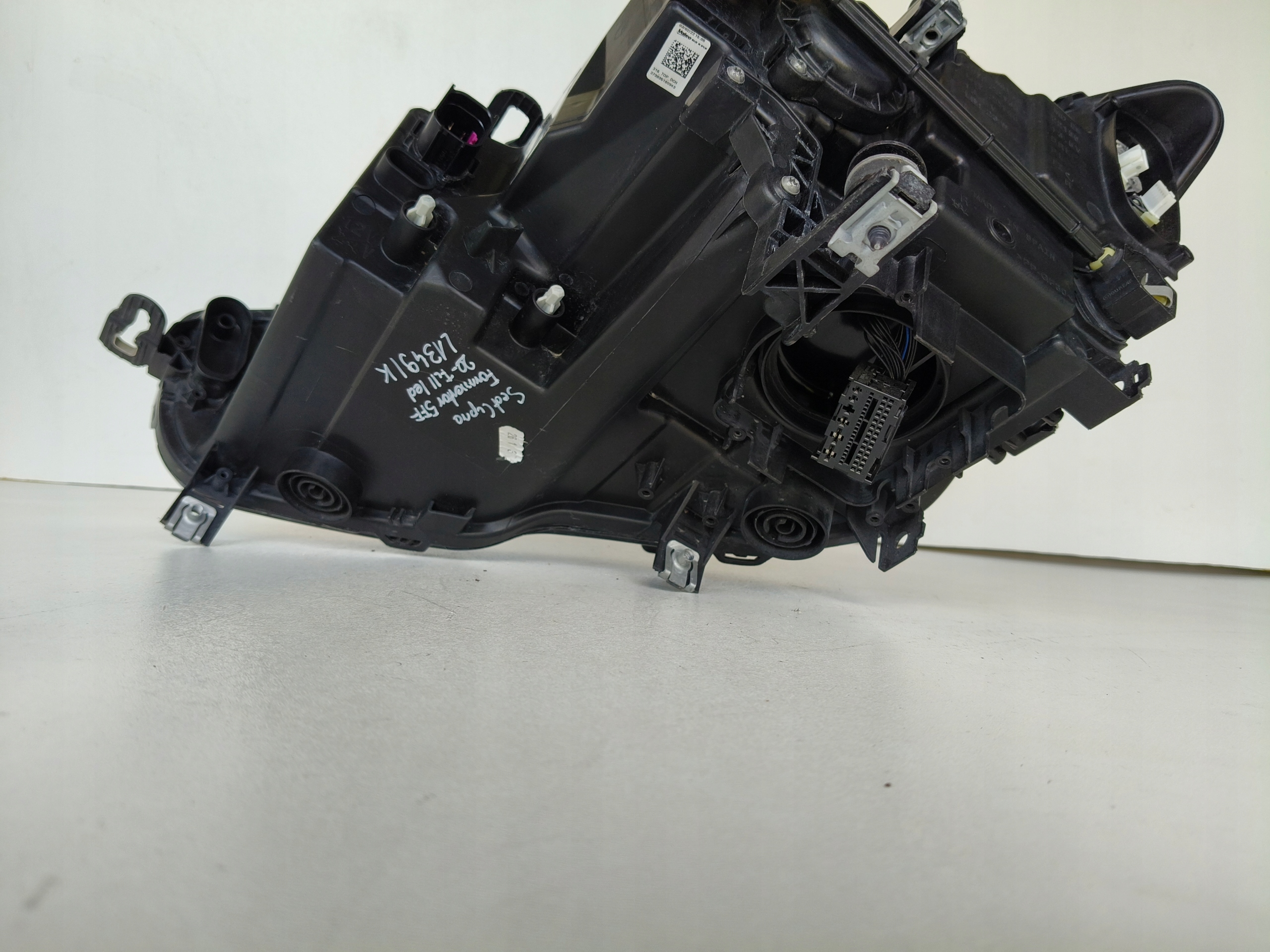 light right REFLEKTOR SEAT CUPRA FORMENTOR 5FF 20- FULL LED