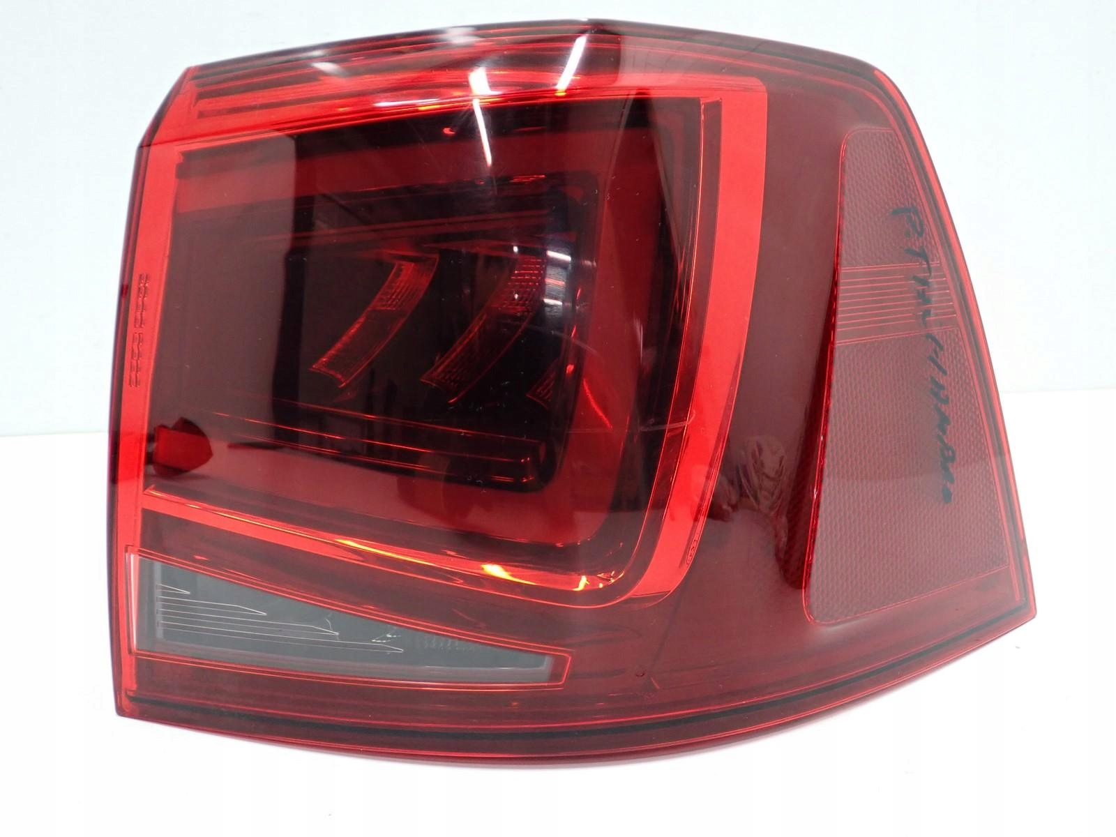 LAMPA PRAWY TYŁ EUROPA LED LIFT 7N5945208 SEAT ALHAMBRA II 7N 18R