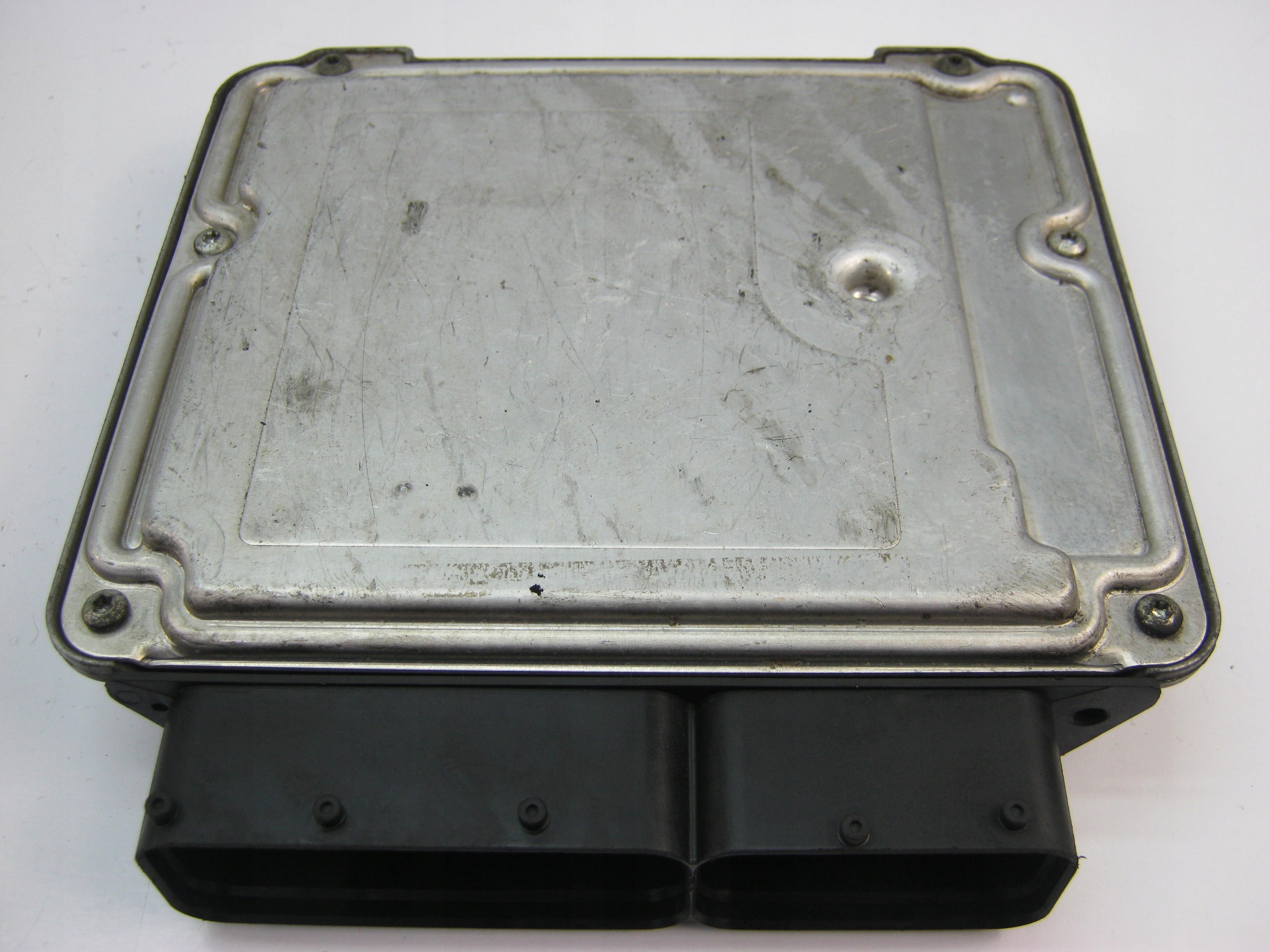 control unit of the engine ALFA ROMEO 166 2.4 0281011417