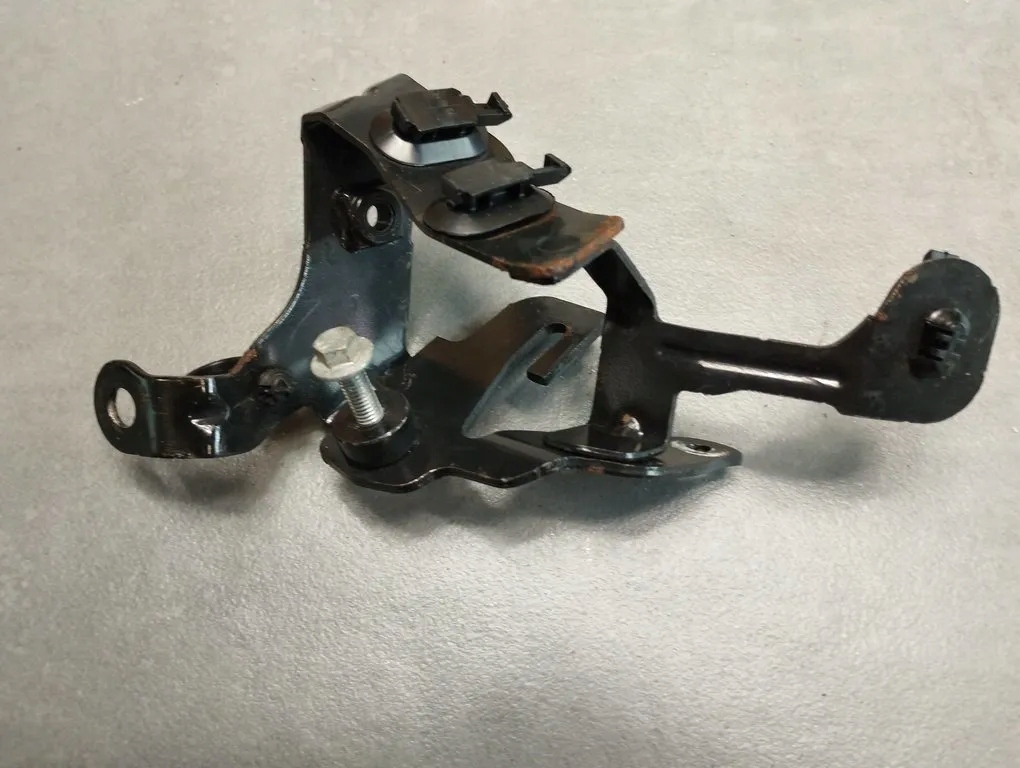 Renault Kadjar Console Support 223671227R