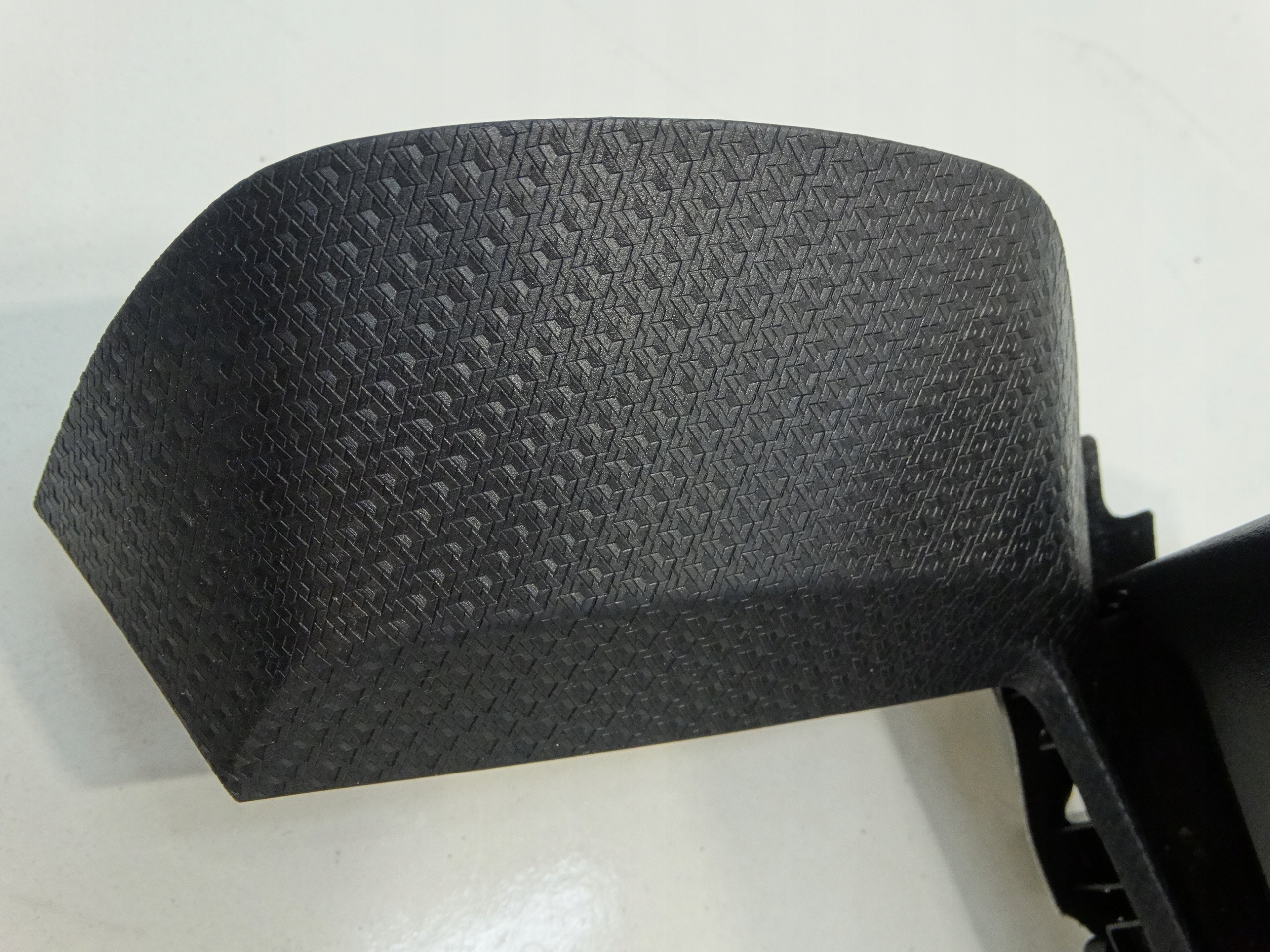RÁM kryt obal budíku CITROEN C4 III 118694A0 2020R.