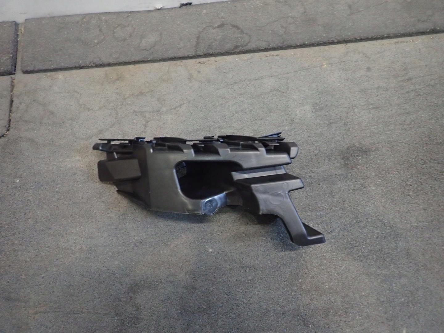 bumper bracket left rear part SKODA KAROQ 17- 57A807377