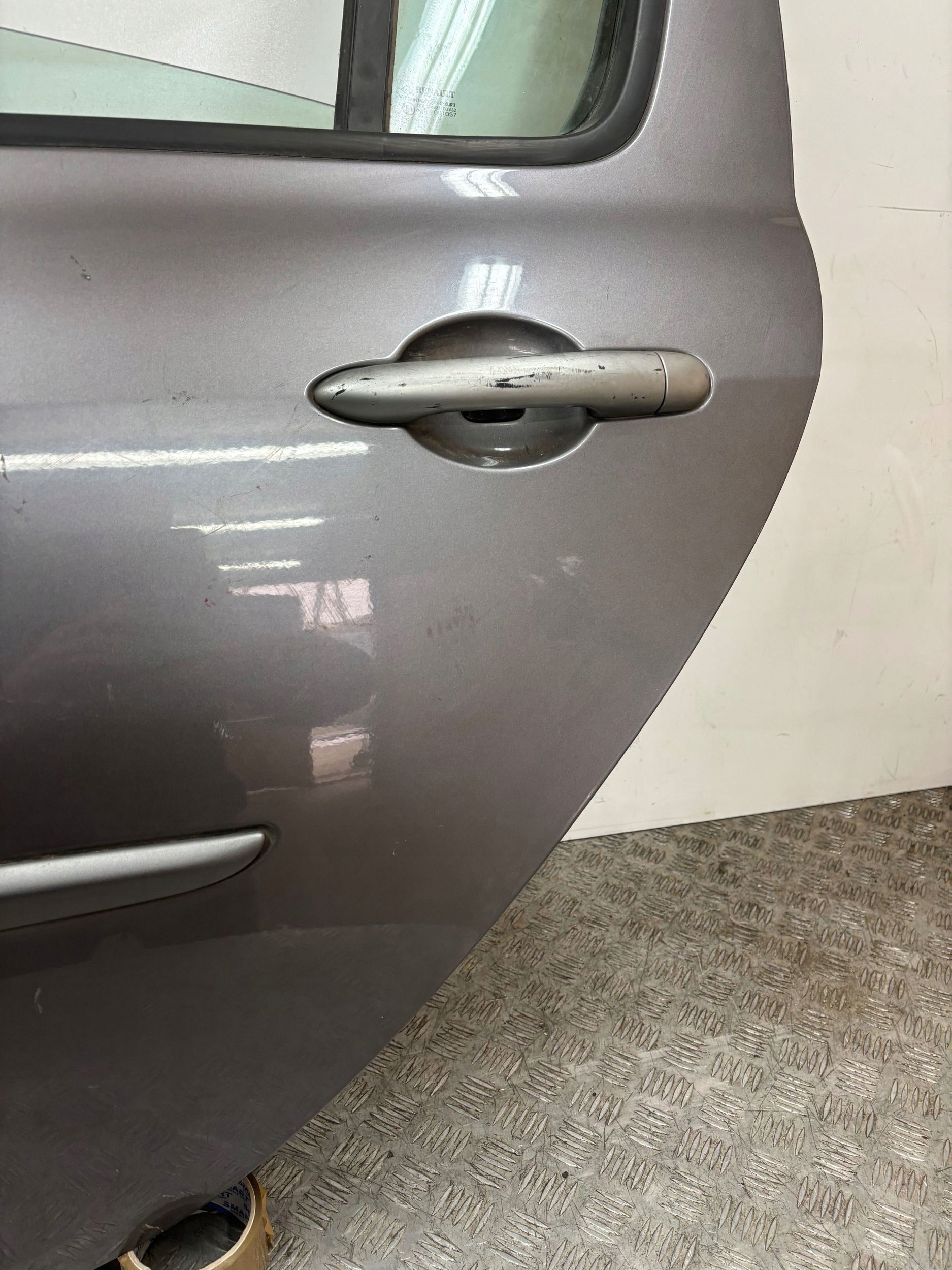 door rear part rear. left RENAULT CLIO III 3 HB 05