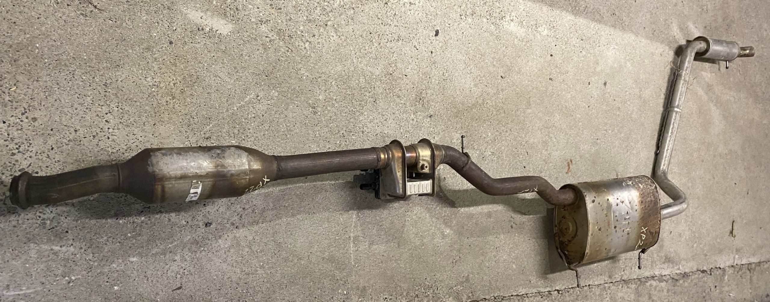 complete exhaust pipe tlumik catalyst pipe Ford Maverick 2022+ USA