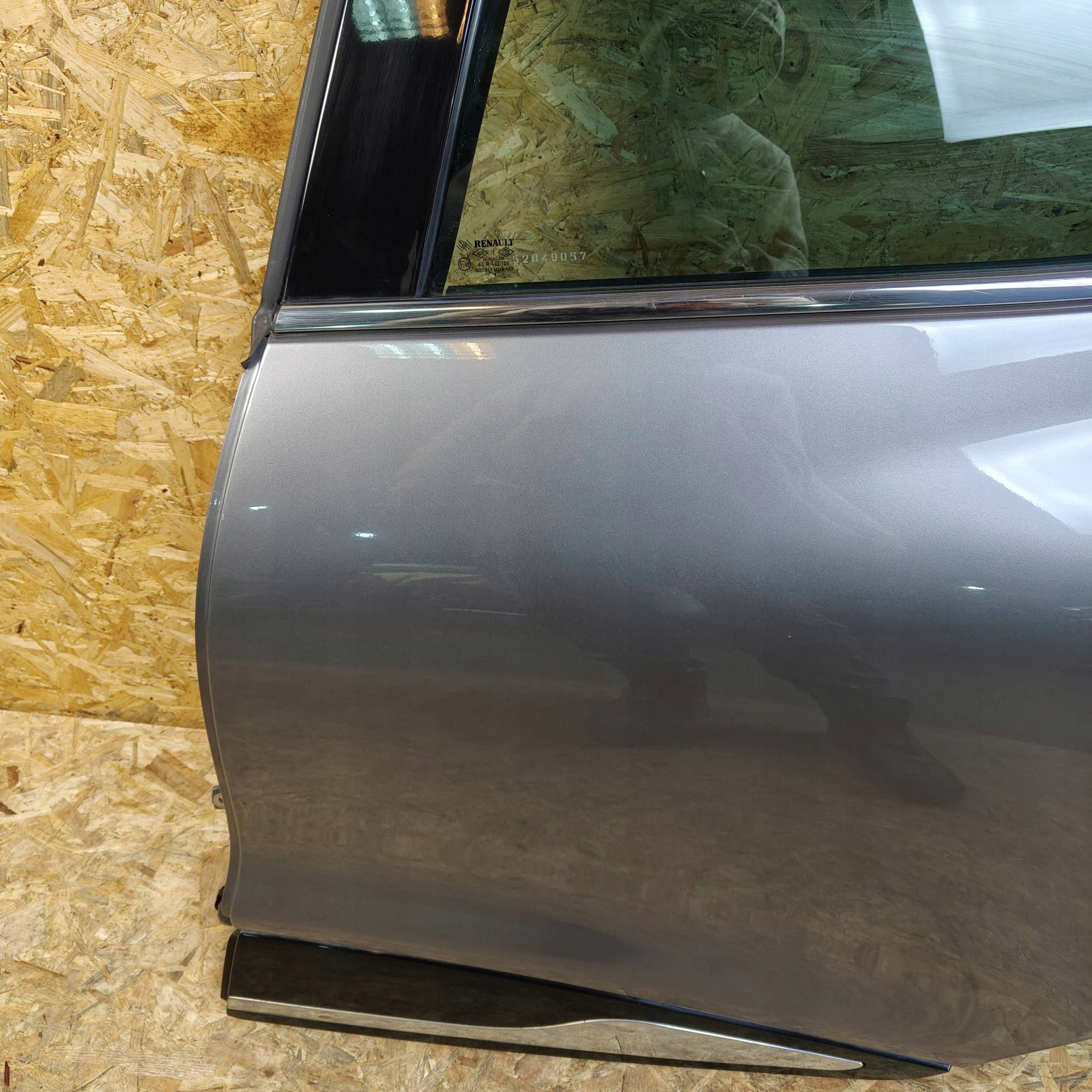 door rear. rear part side left Renault Clio IV HB