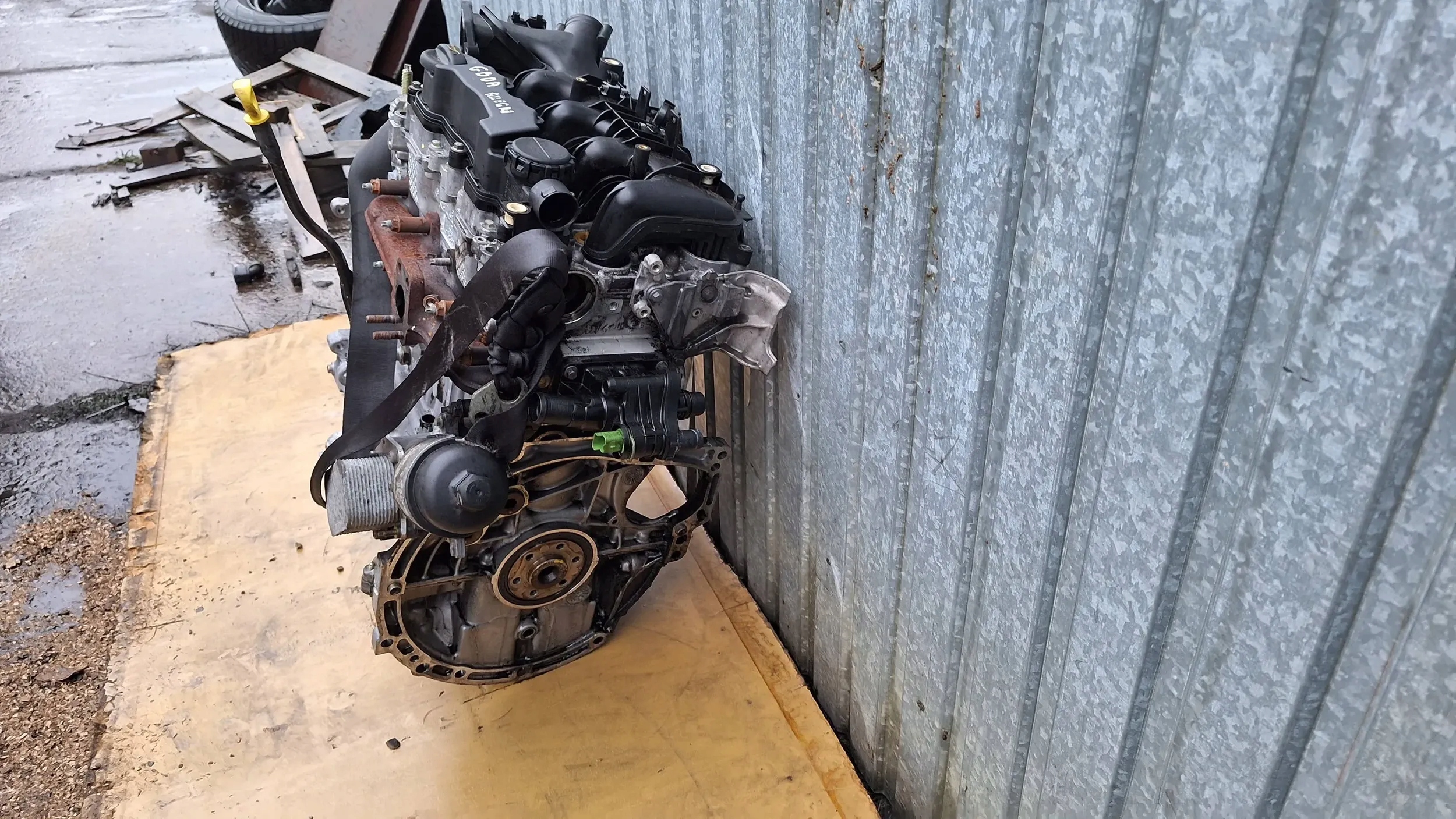 engine FORD FOCUS MK2 1.6 TDCI GBDA unprotected pillar 07