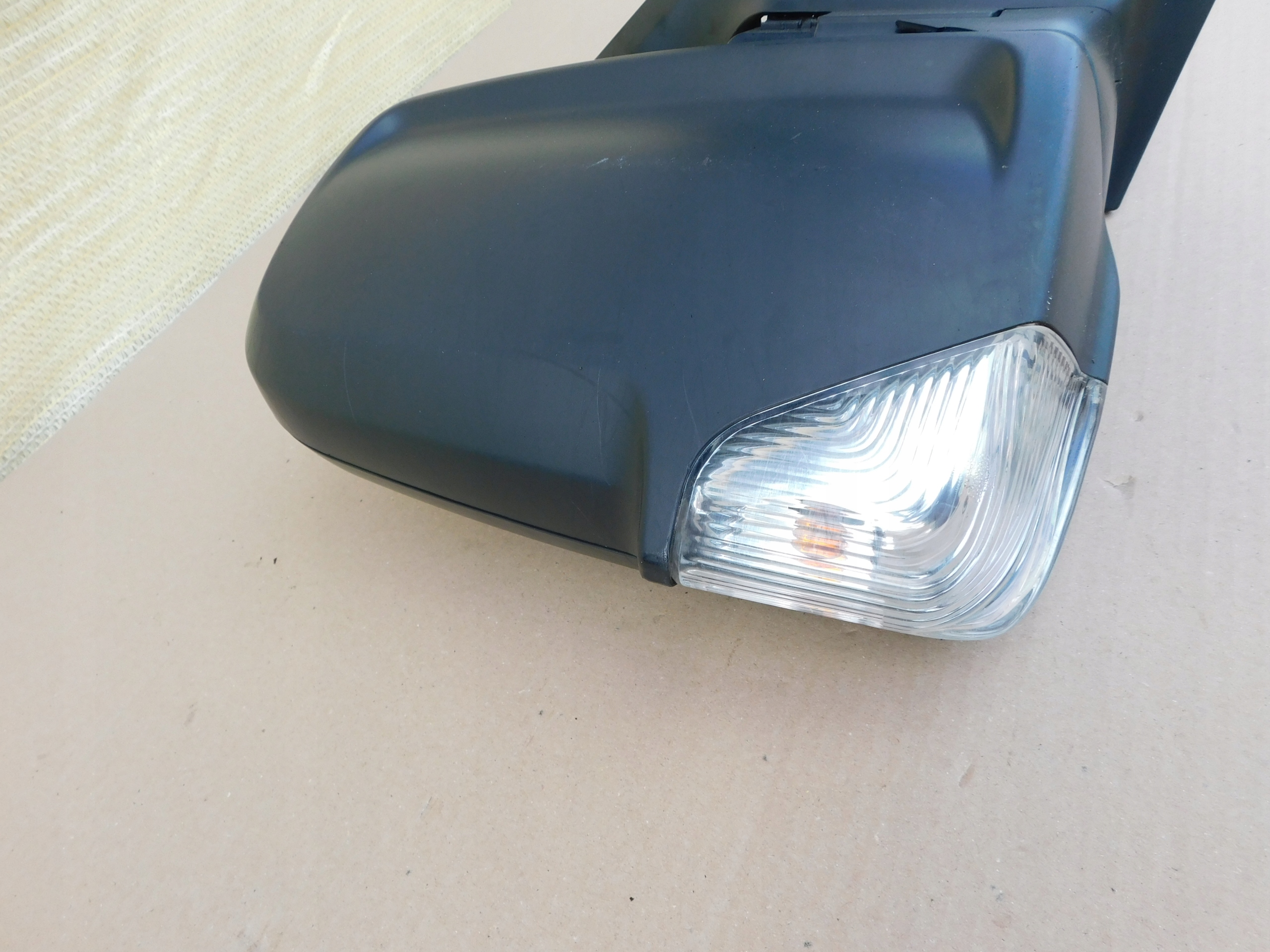 mirror right 6 pin A9068106116 Sprinter 906 VW Crafter original