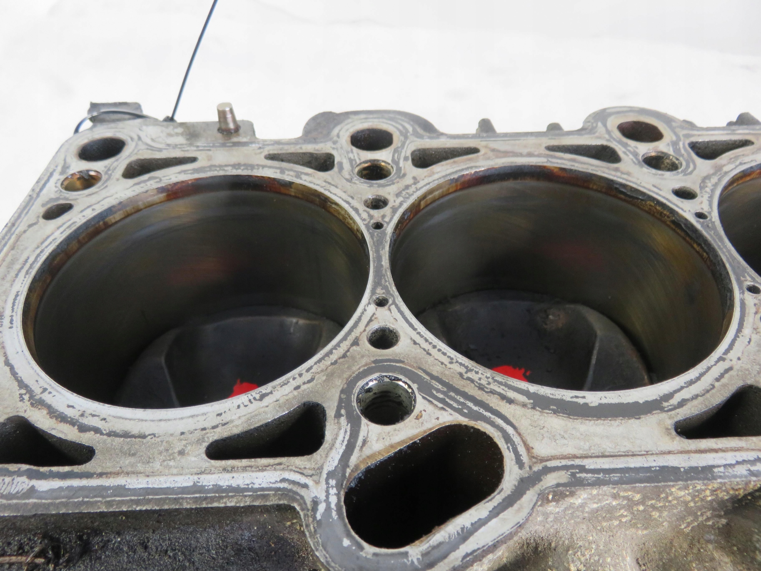 BLOK FÓŁ WAŁ TŁOKI VW PASSAT B6 2.0 FSI BLR Producent części Volkswagen OE