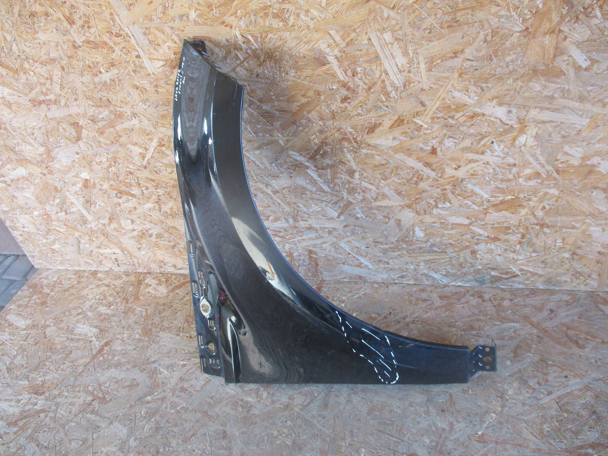fender front front right LAND ROVER EVOQUE II 19