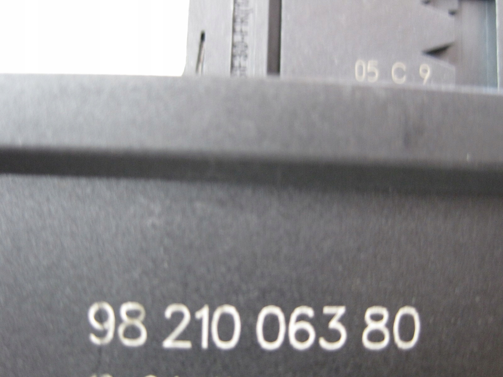 Moduł sterownik świateł CitroenC5 Aircross 9821006380 Kod producenta 9821006380