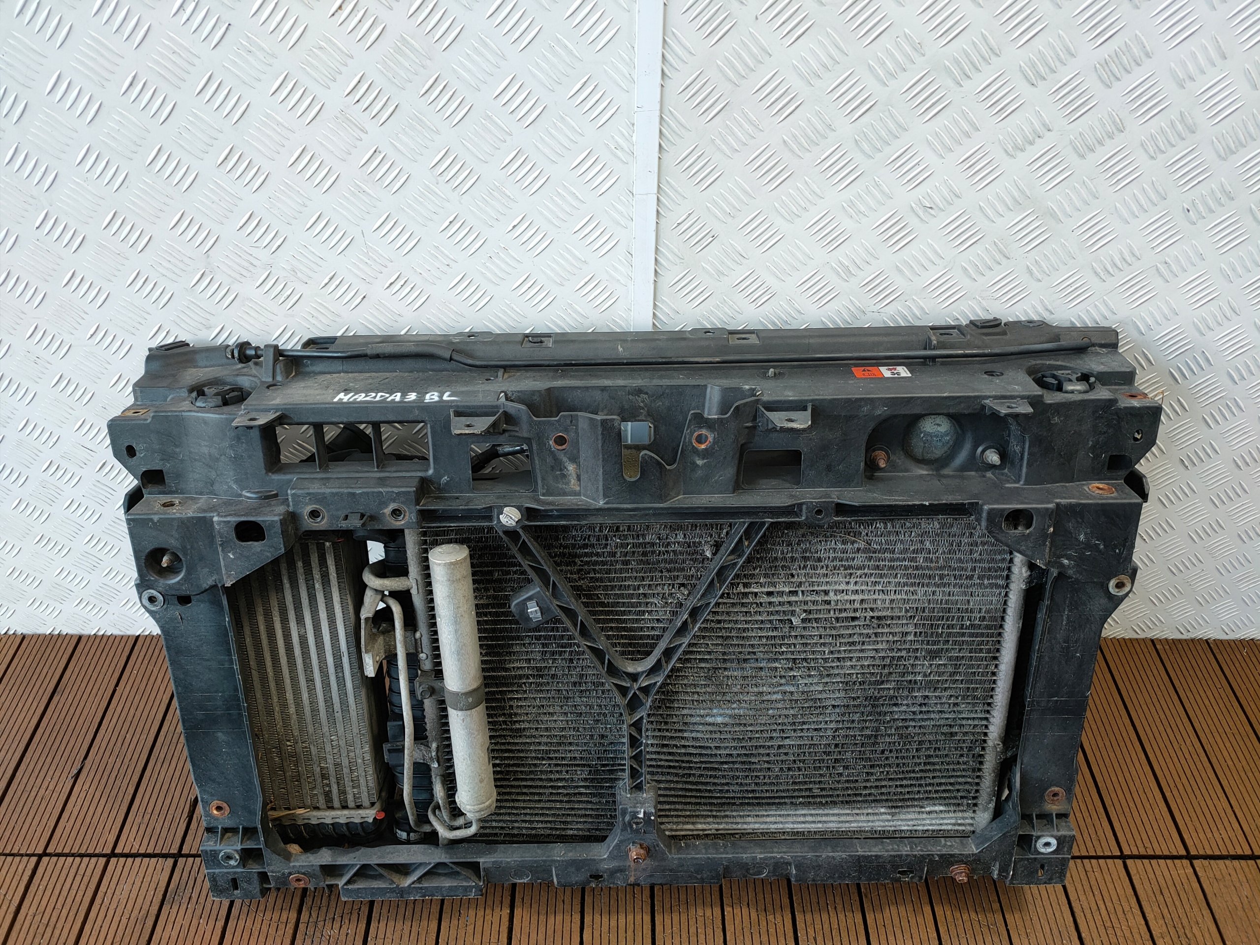 MAZDA 3 BL 09-13 1.6 CITD support panel for radiators radiator fan KOMPLET OE