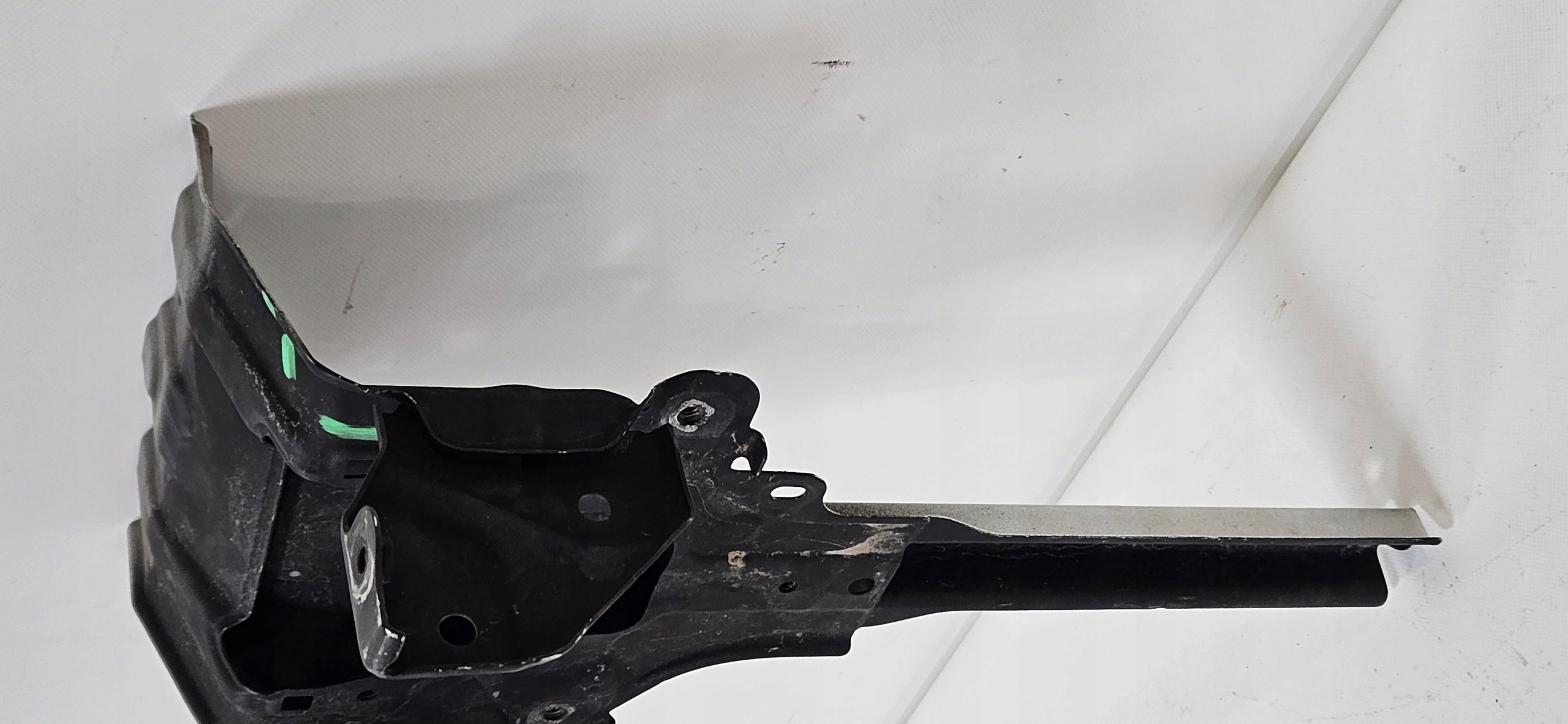 Traverse de fer Console de la serrure LEXUS NX300H 15