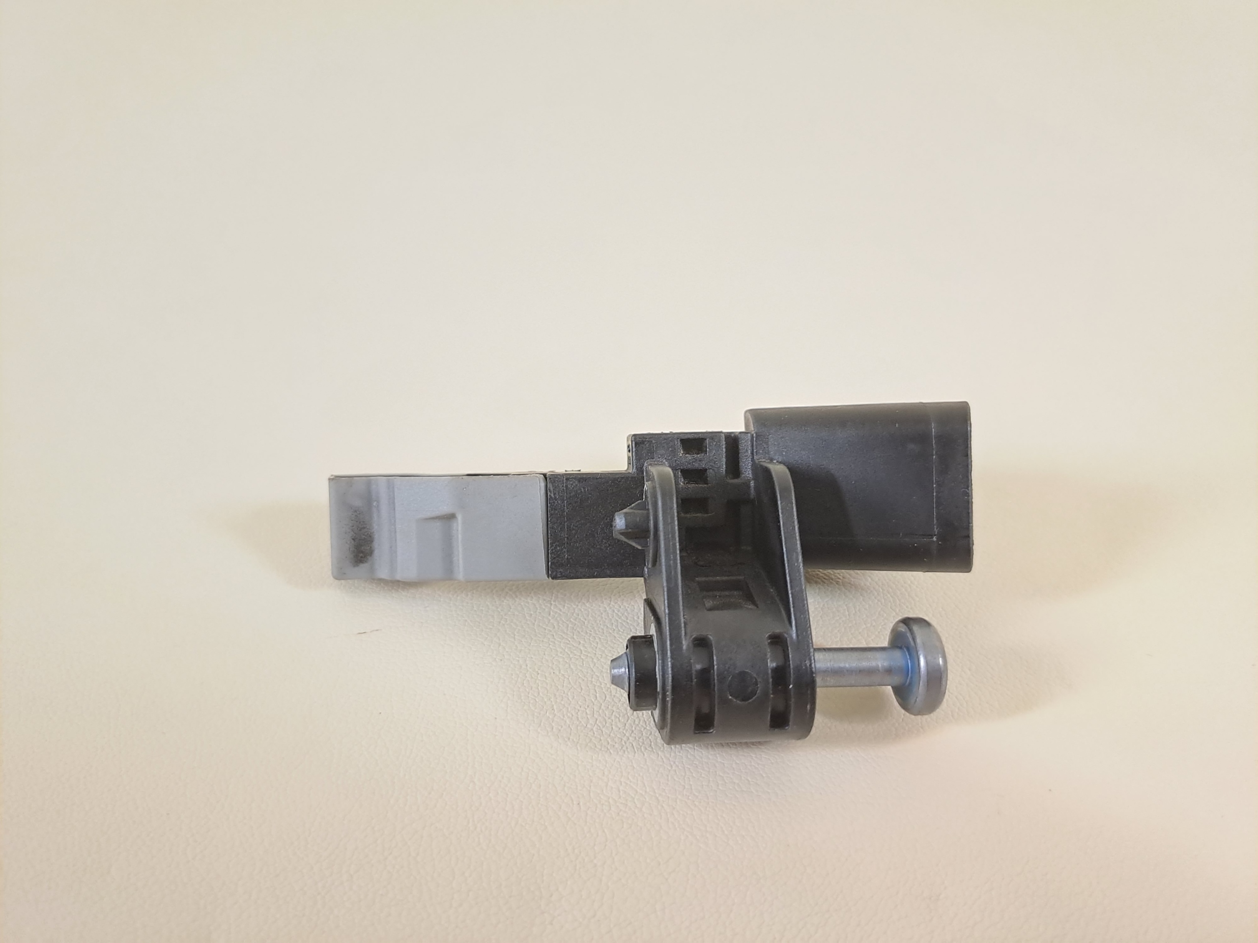 OPEL CORSA F 21r crankshaft position sensor