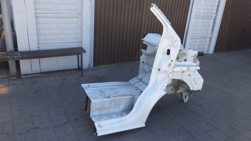 ĆWIARTKA PODŁUŻNICA PRÓG PRAWY PRZÓD RENAULT TRAFIC III 14- Typ samochodu Samochody dostawcze Samochody osobowe