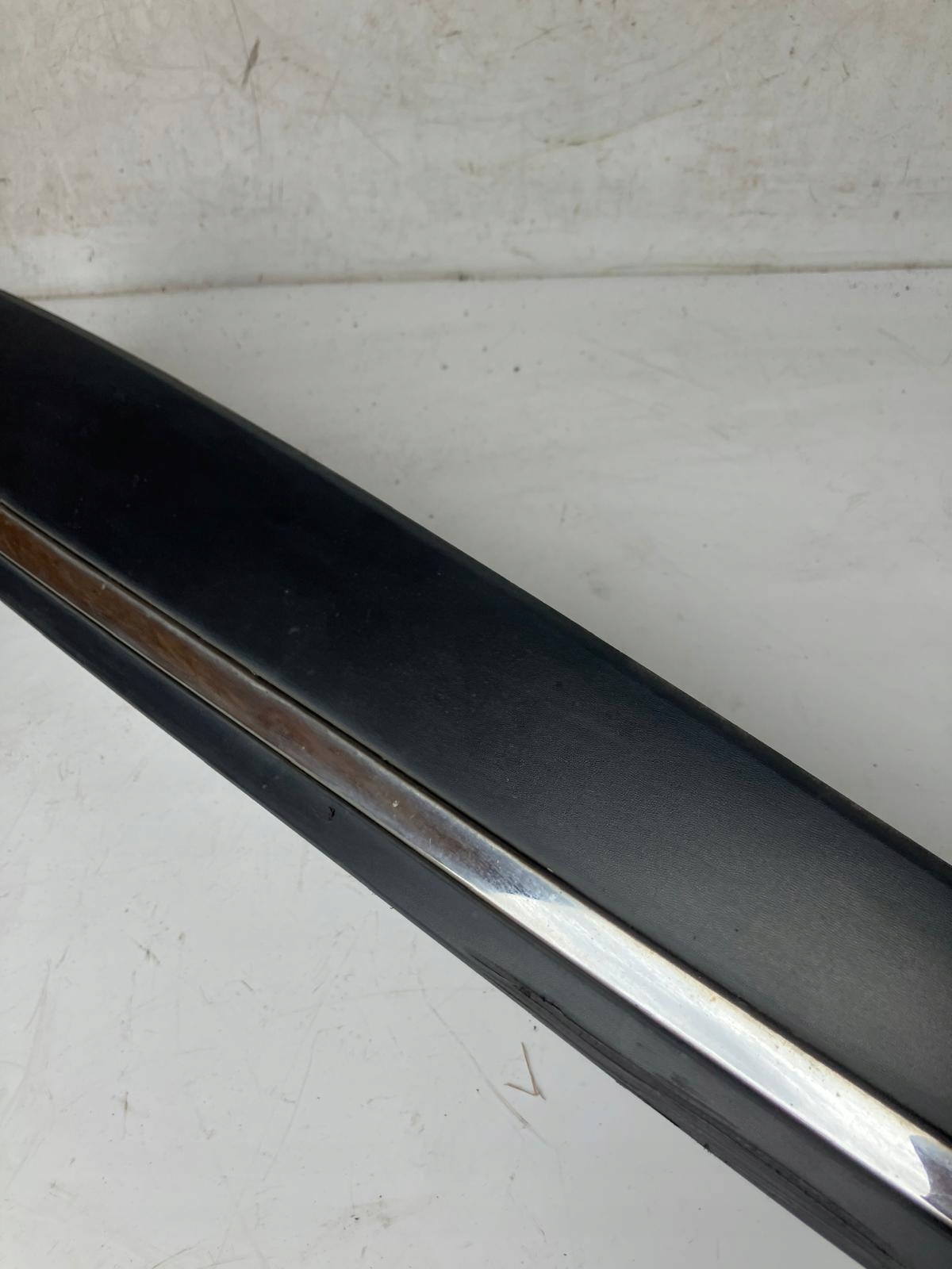 moulding door right front RENAULT CLIO IV CHROM MATOWA