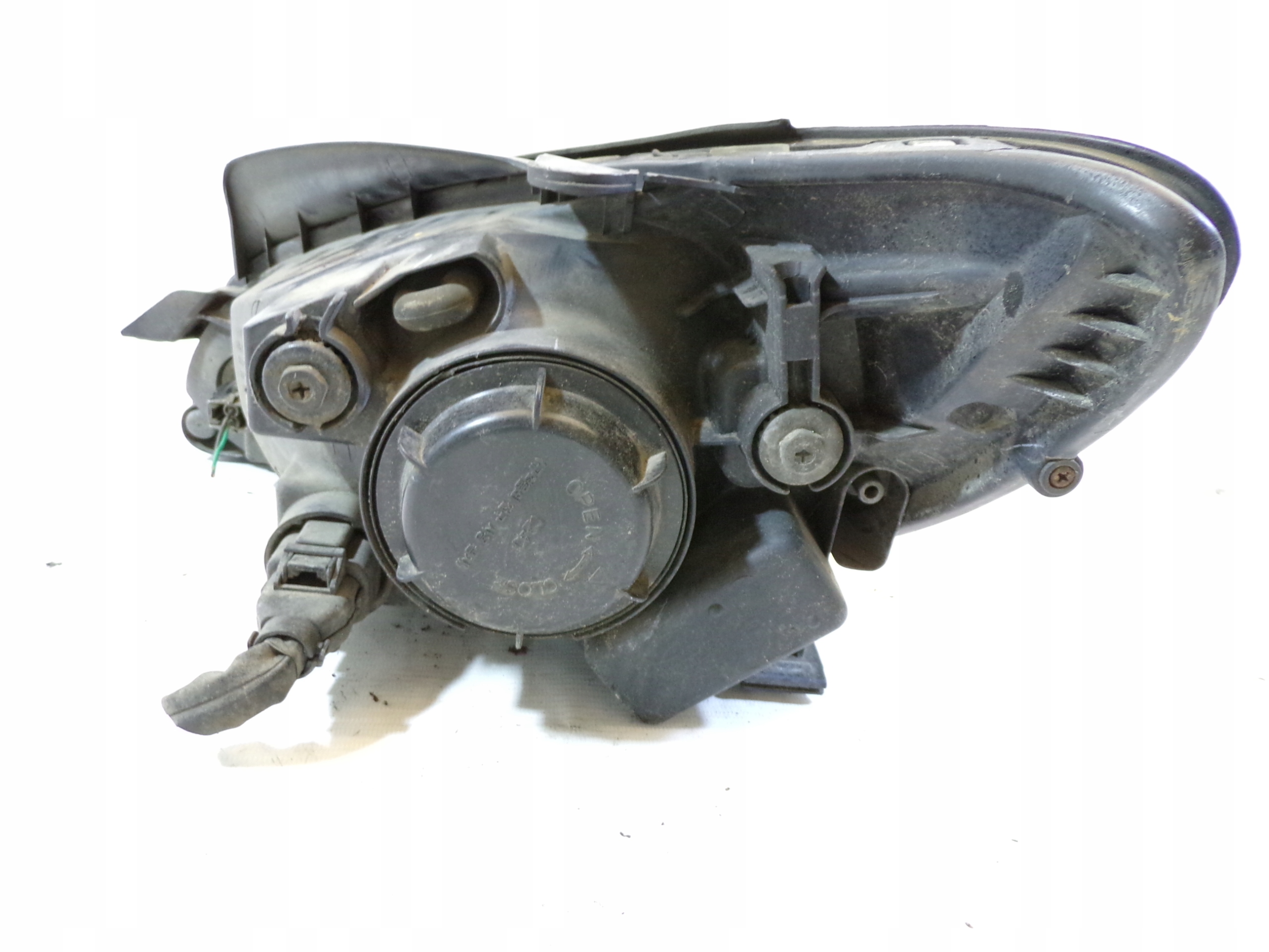 LAMPA PRZEDNIA PRZÓD PRAWA HYUNDAI GETZ 1 I LIFT Strona zabudowy prawa