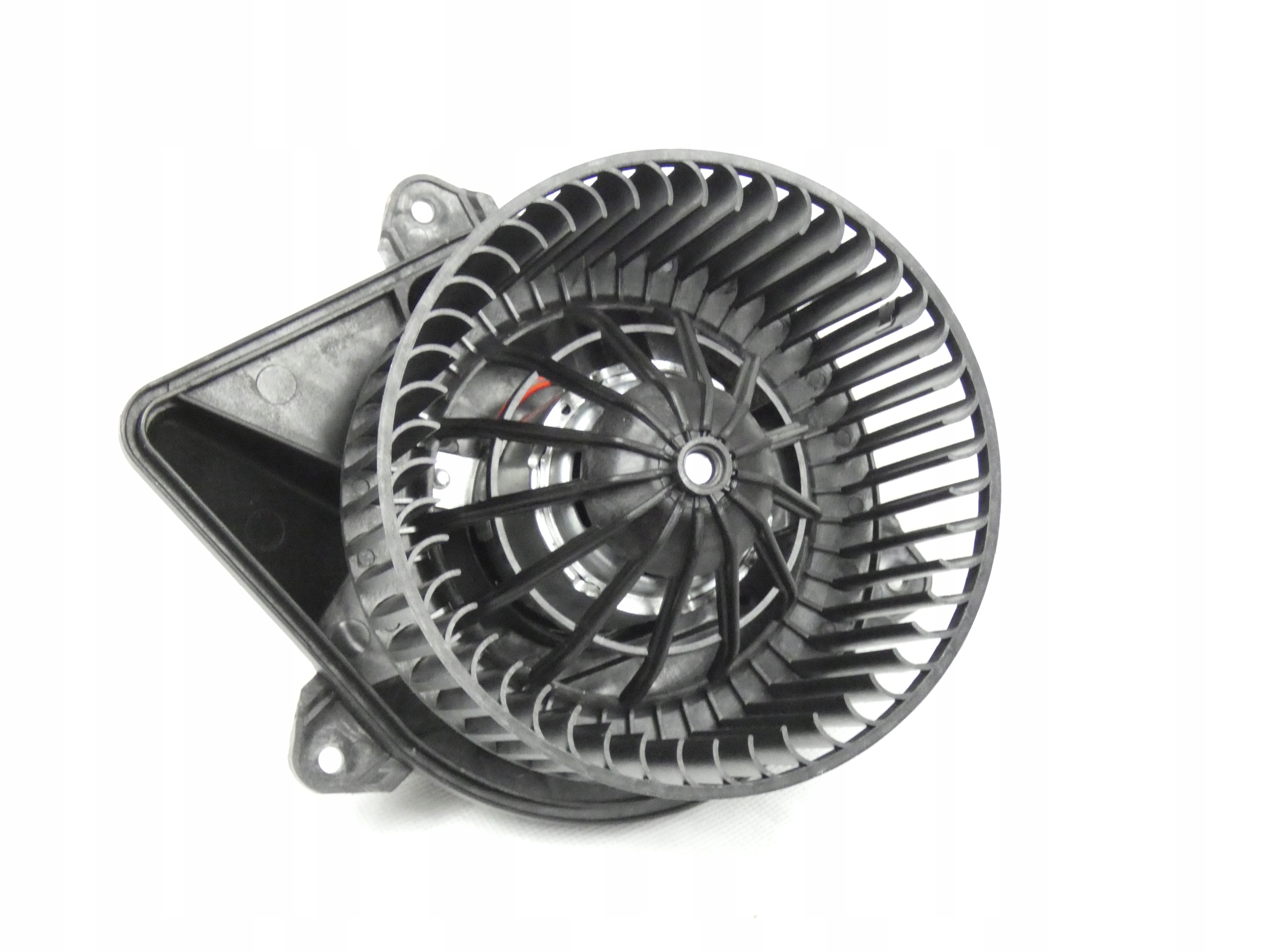 DMUCHAWA WENTYLATOR NAWIEWU WNĘTRZA EAN (GTIN) 5901532757903