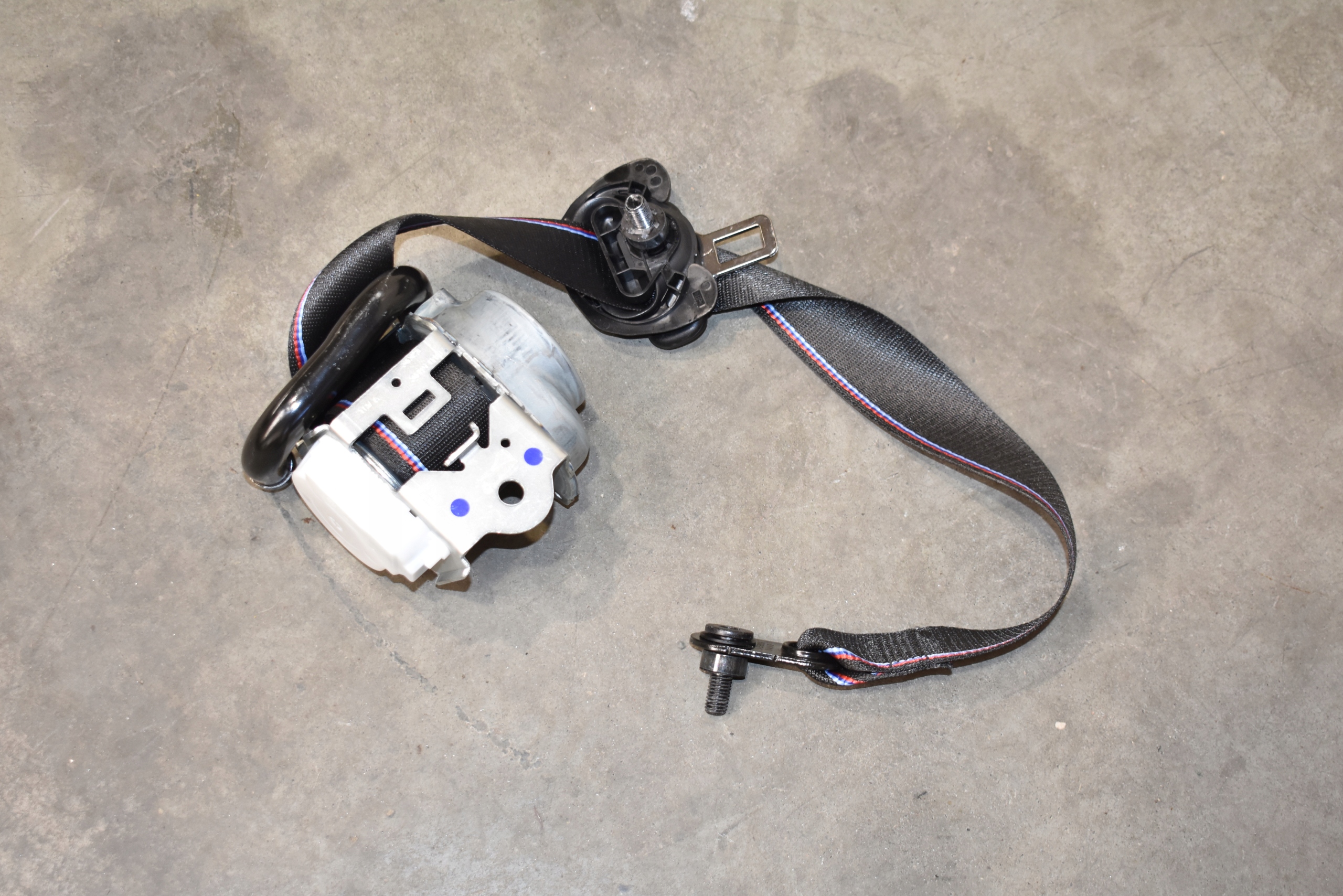 perfect condition seat belt rear part rear left BMW G05 1