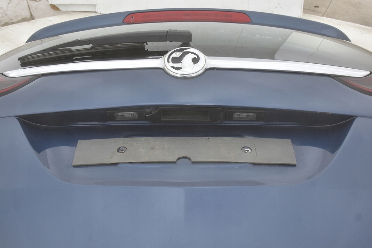 boot doors * rear part OPEL ZAFIRA C III Z22W