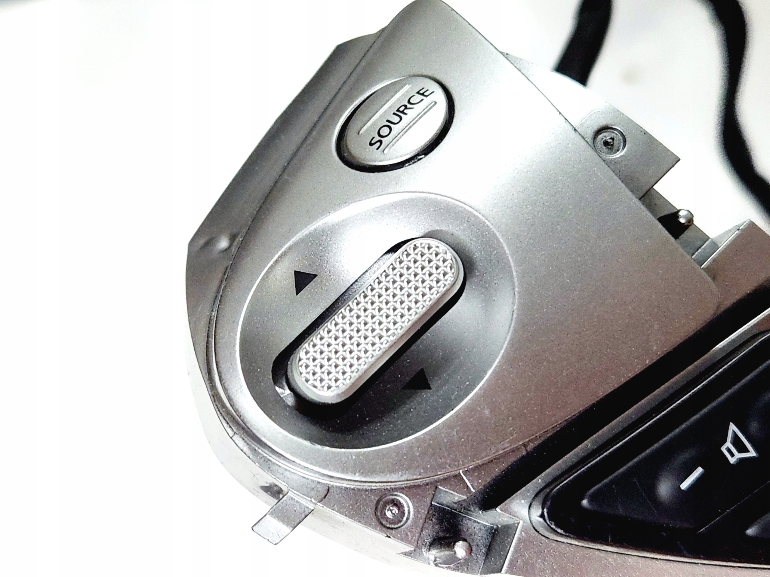 VOLANT MULTIFUNKCYJNA COMMANDES PANEL PRZYCISKI NISSAN 370Z OE