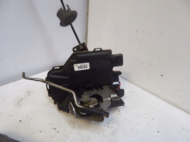 AUDI A4 B6 00-04 lock lever door rear part right 7 vertical